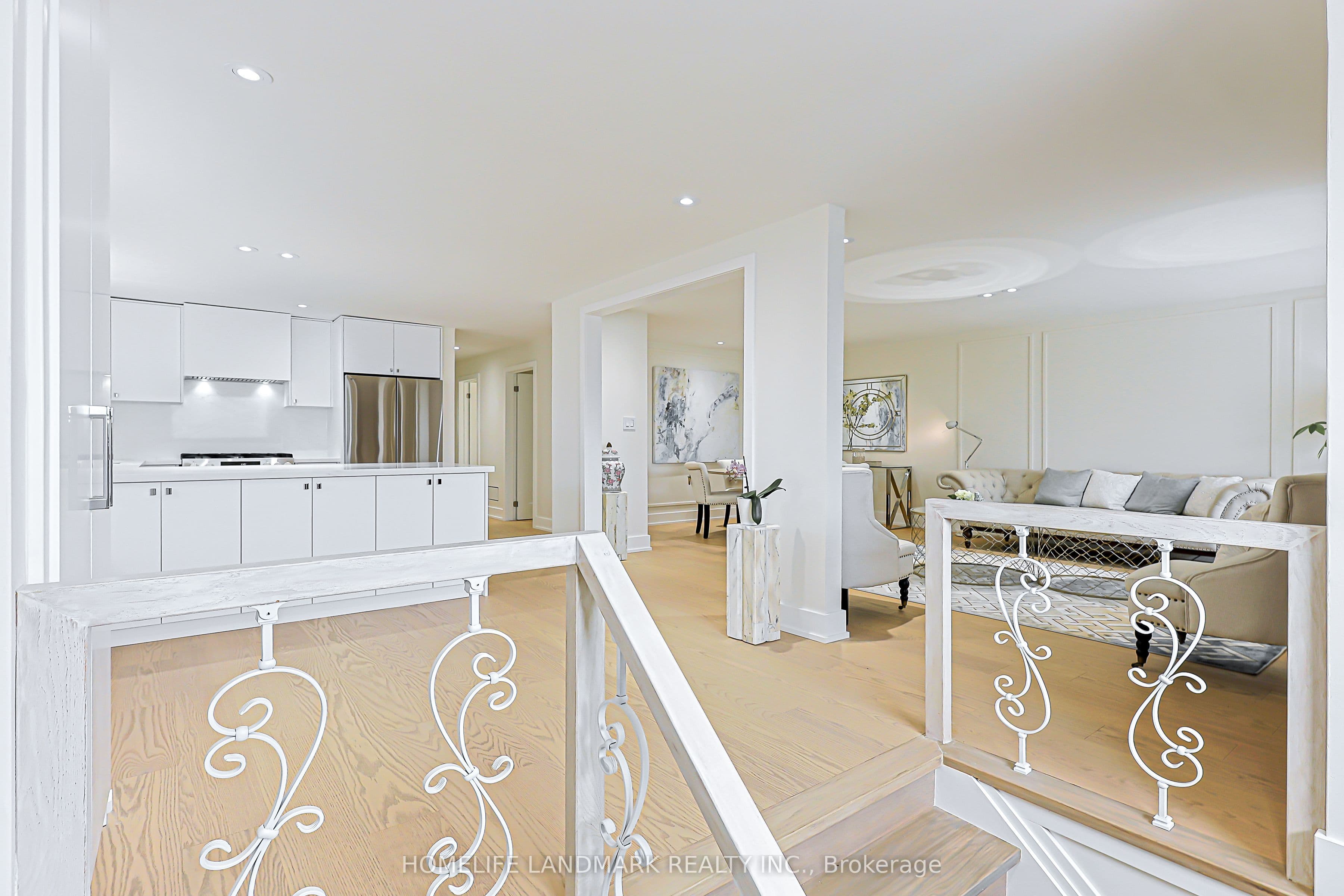 74 Navaho Drive, Toronto, ON M2H 2X3