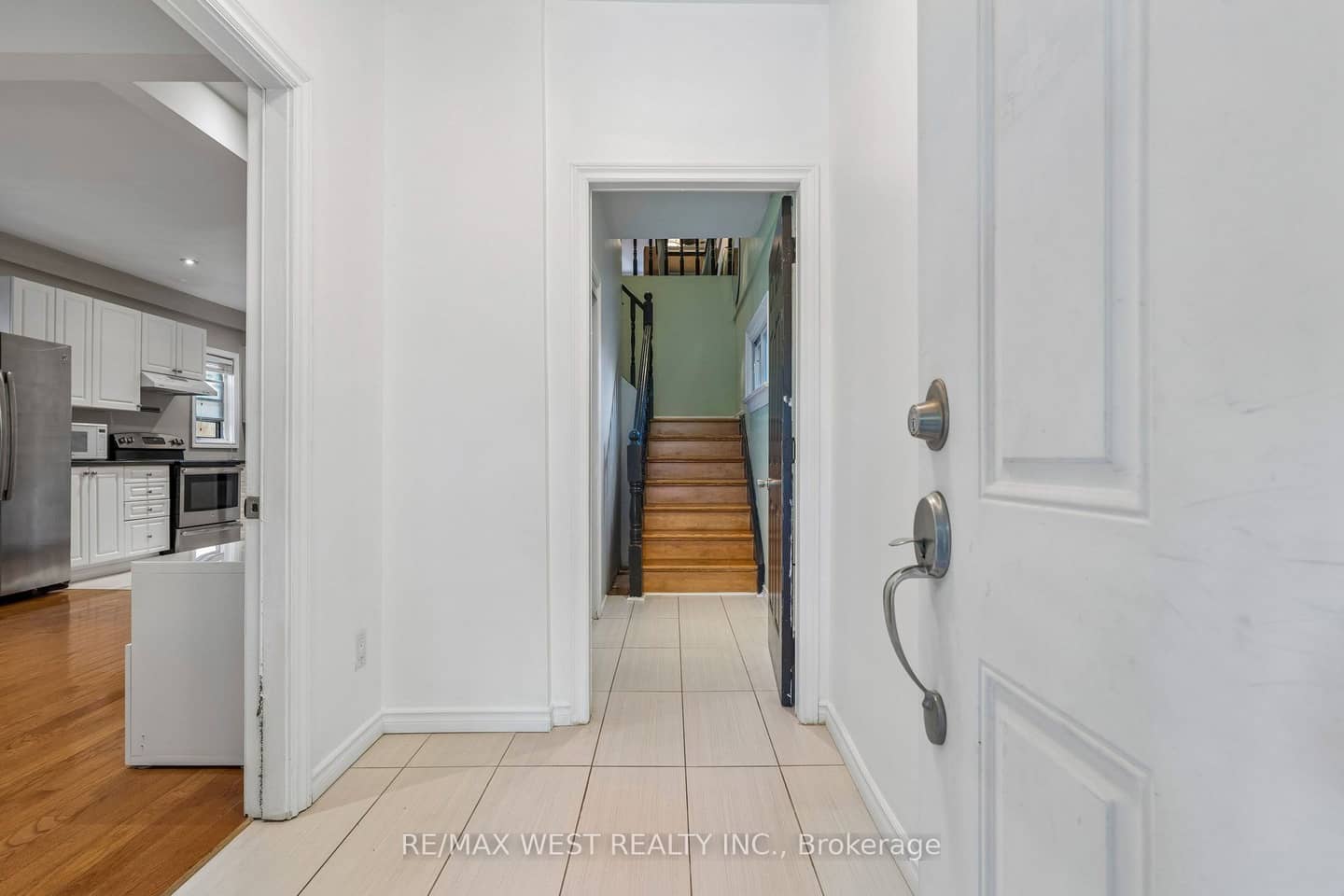 24 Victoria Street, Toronto, ON M8V 1M6