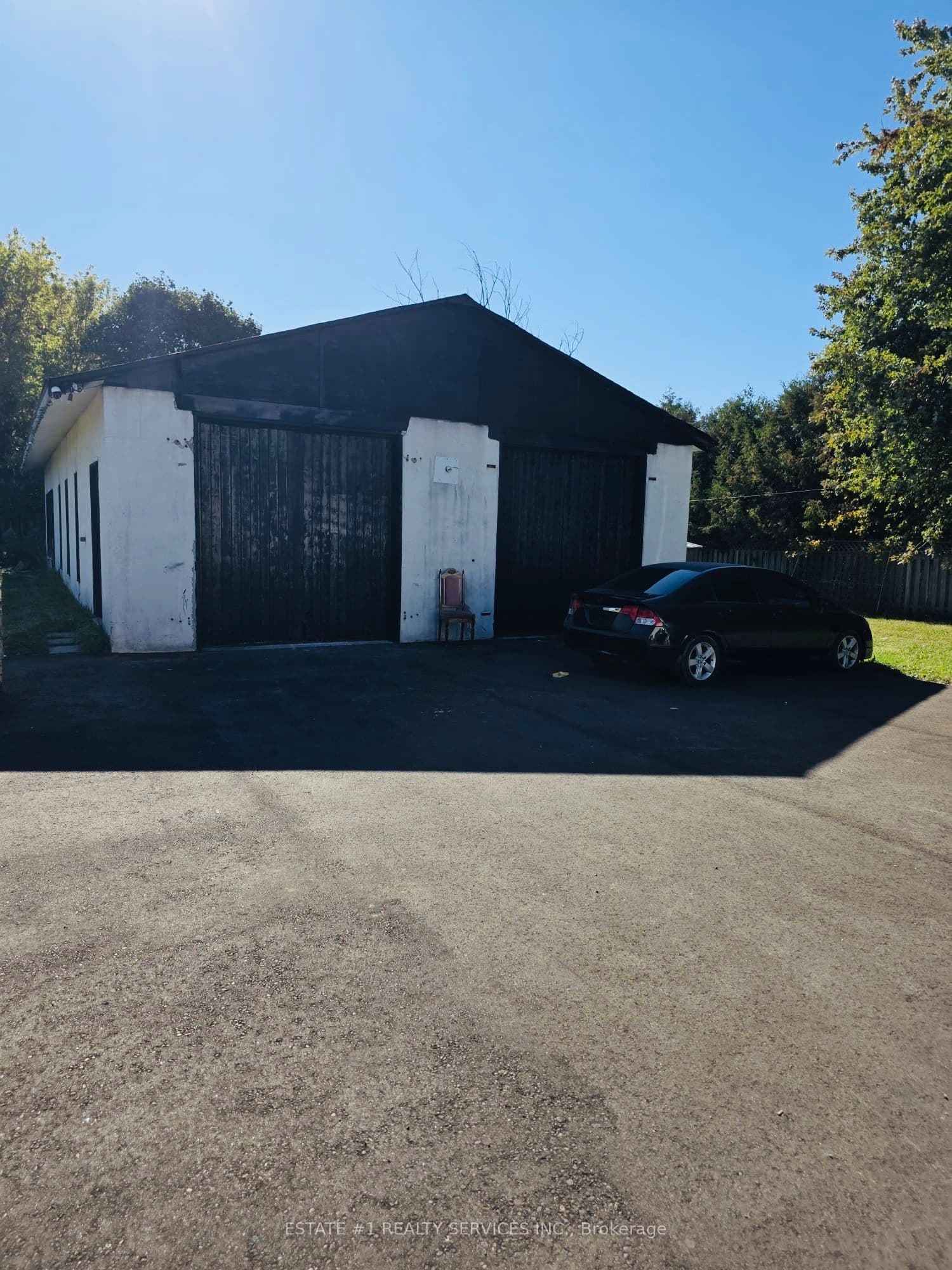 9843 Highway 7, Halton Hills, ON L7J 2L8