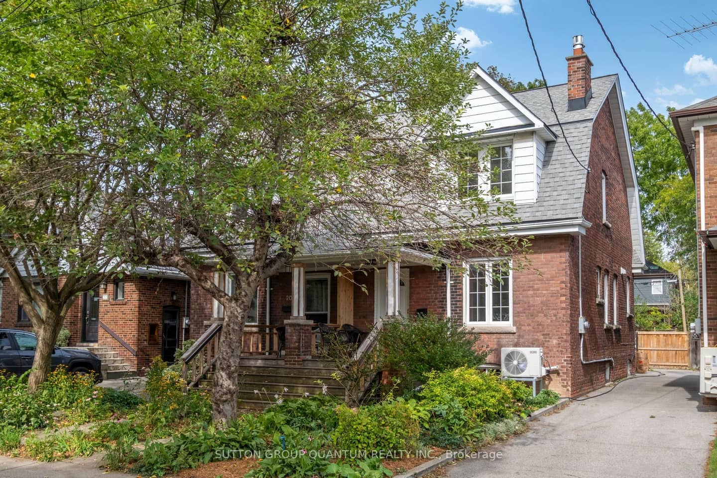 18 Albani Street, Toronto, ON M8V 1X2