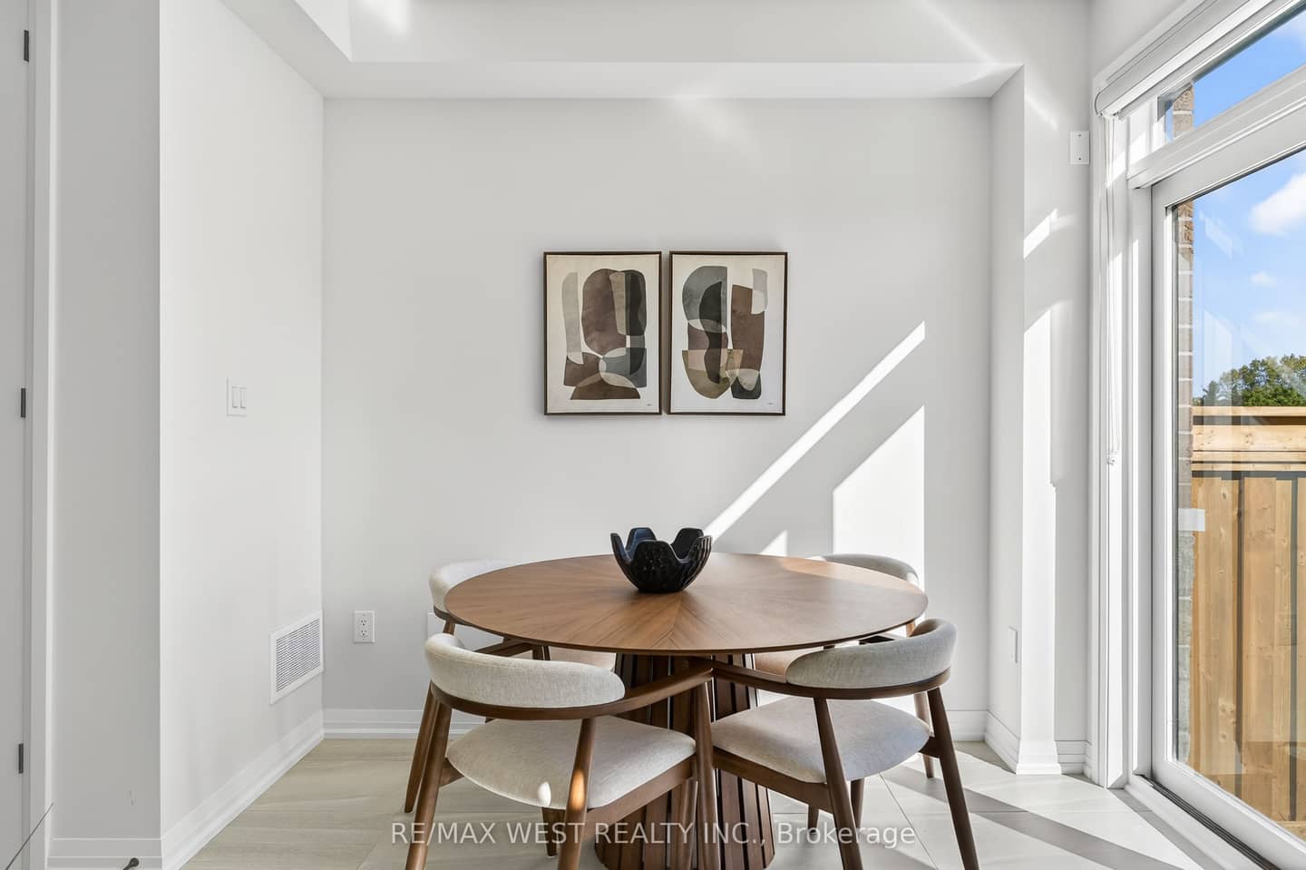 5 John Carter Way, Markham, ON L3P 0P7