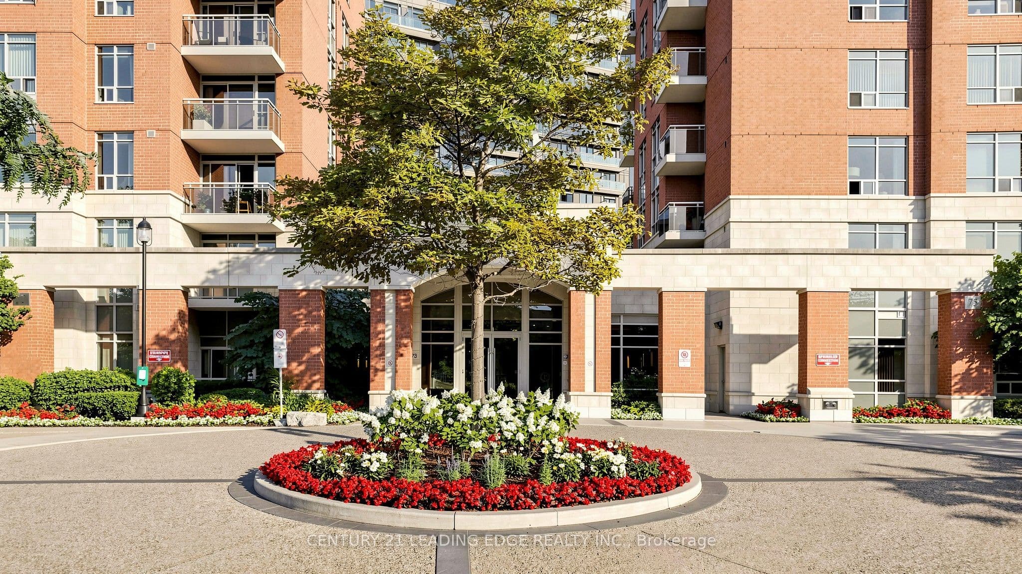 75 King William Crescent LPH5, Richmond Hill, ON L4B 0C1