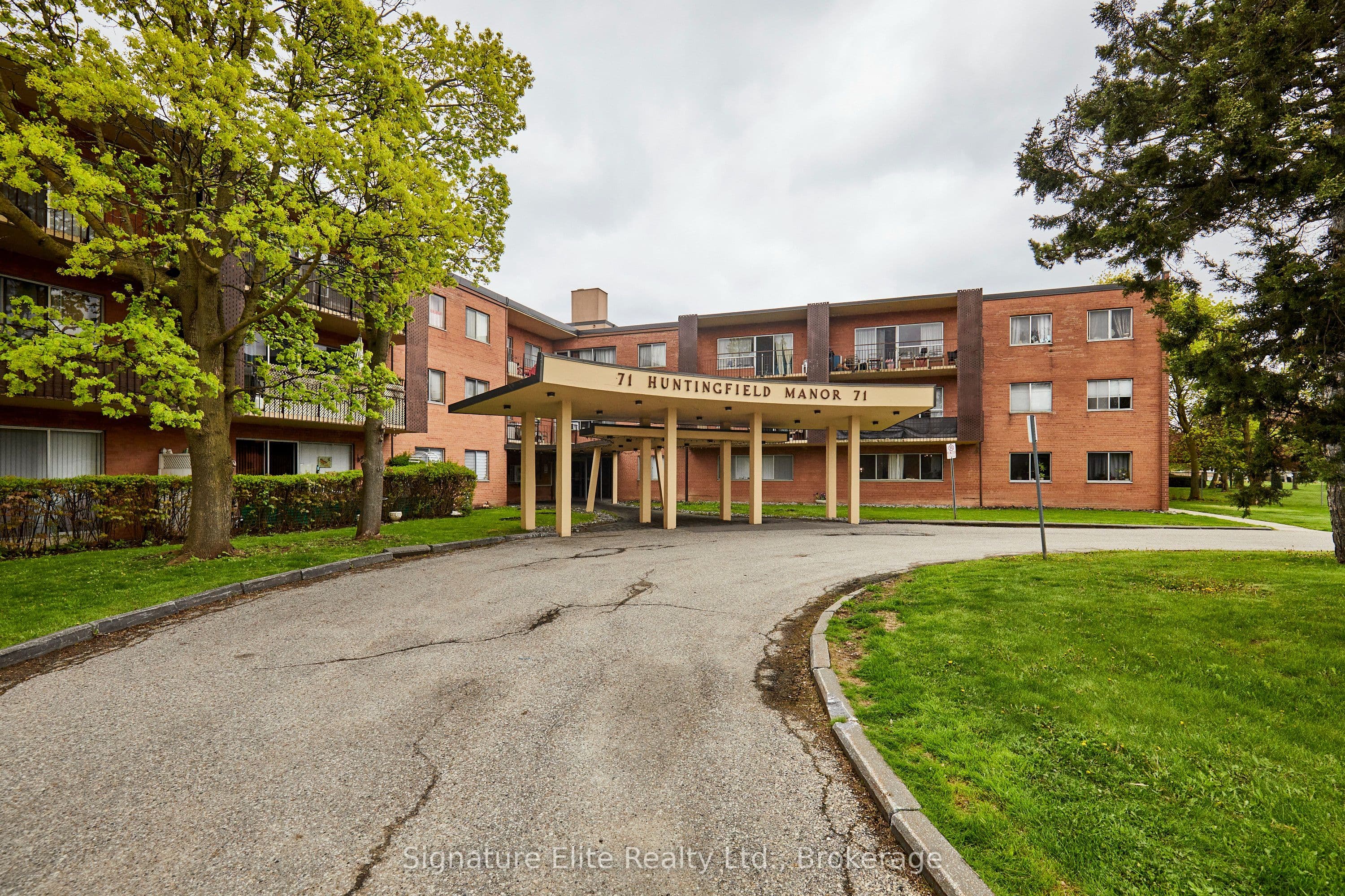 71 Guildwood Parkway 230, Toronto, ON M1E 1P2