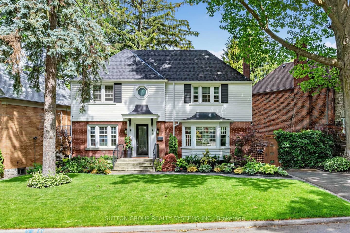 4 Brule Crescent, Toronto, ON M6S 4H9
