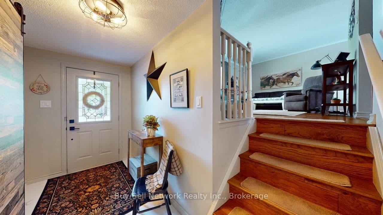 2255 Denure Drive, Peterborough, ON K9K 2G3