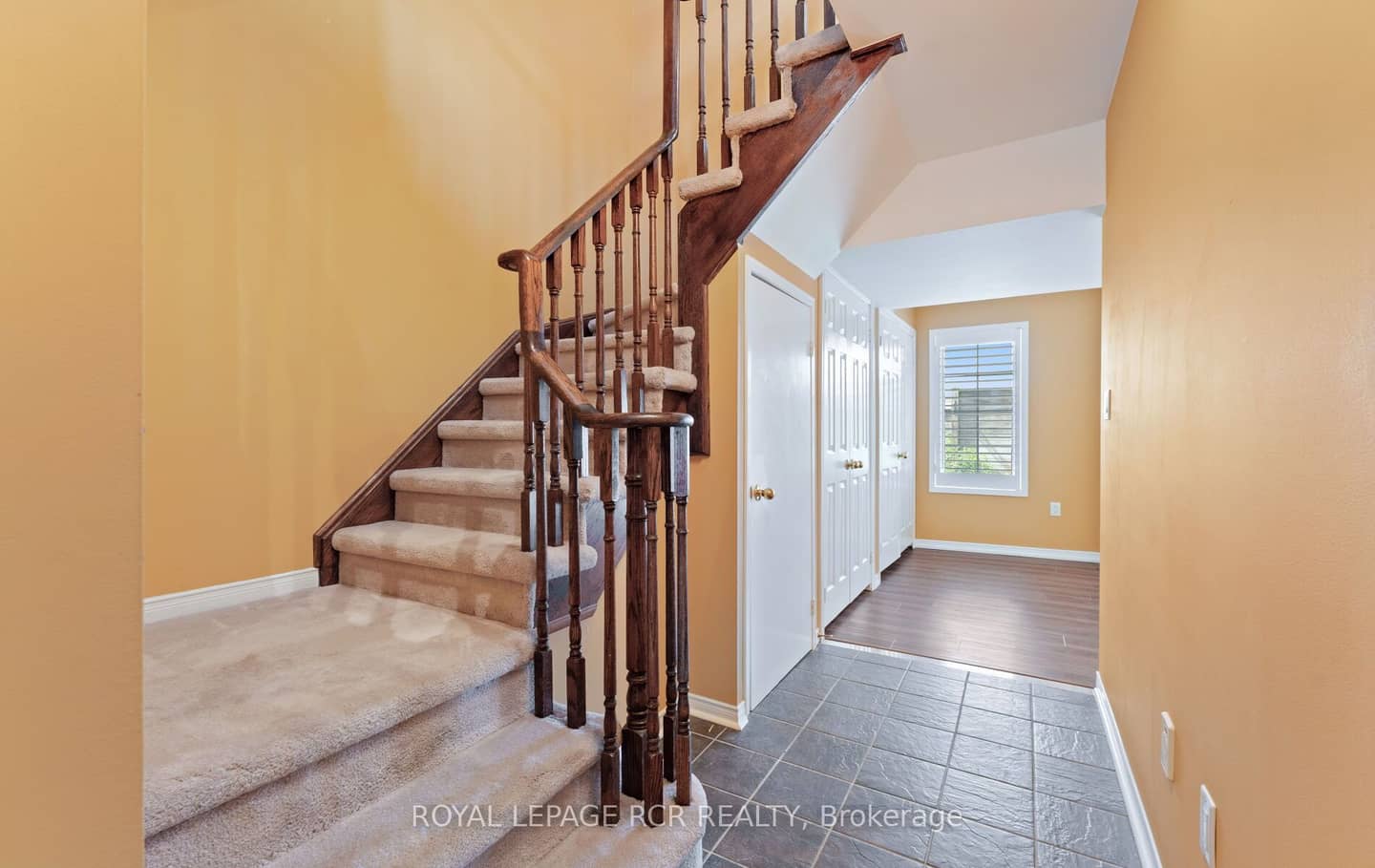78 Burgon Place, Aurora, ON L4G 7Y2