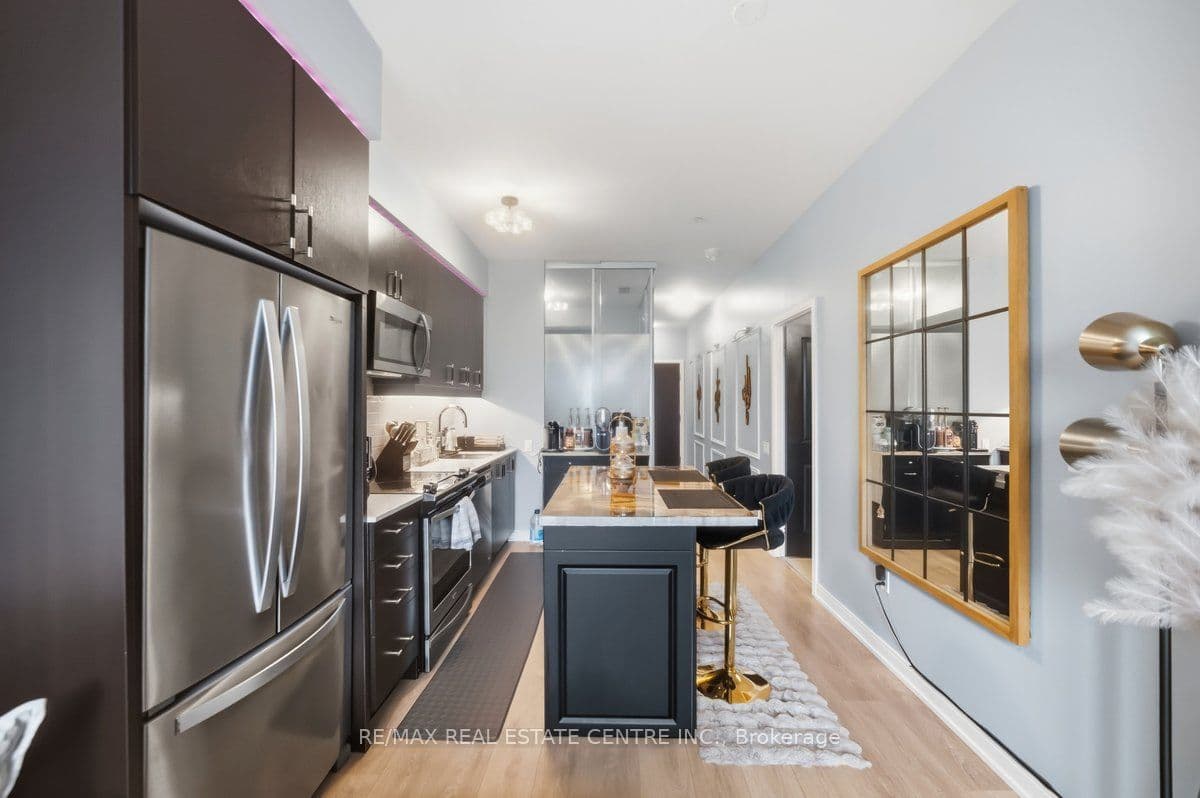 8 Nahani Way 304 Way, Mississauga, ON L4Z 4J8