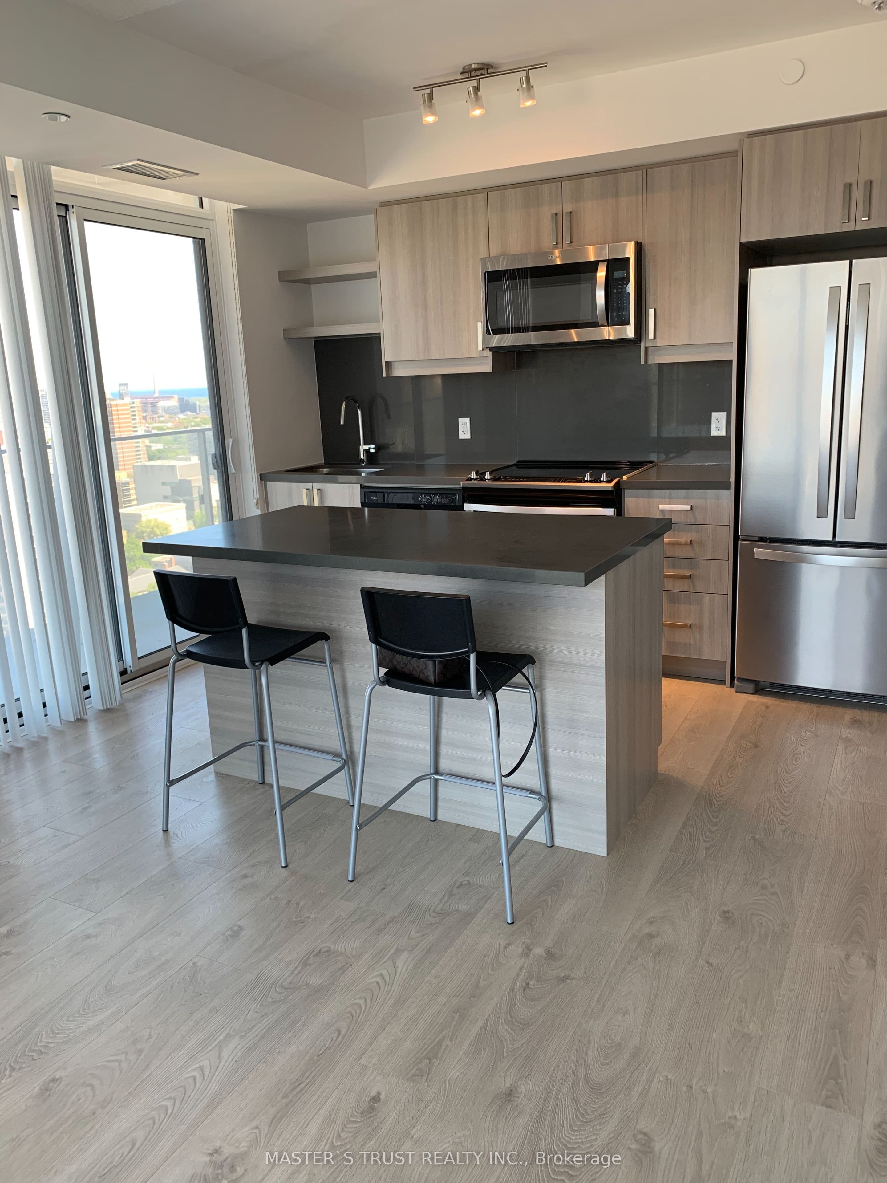 50 Wellesley East Street 2704, Toronto, ON M4Y 1G2