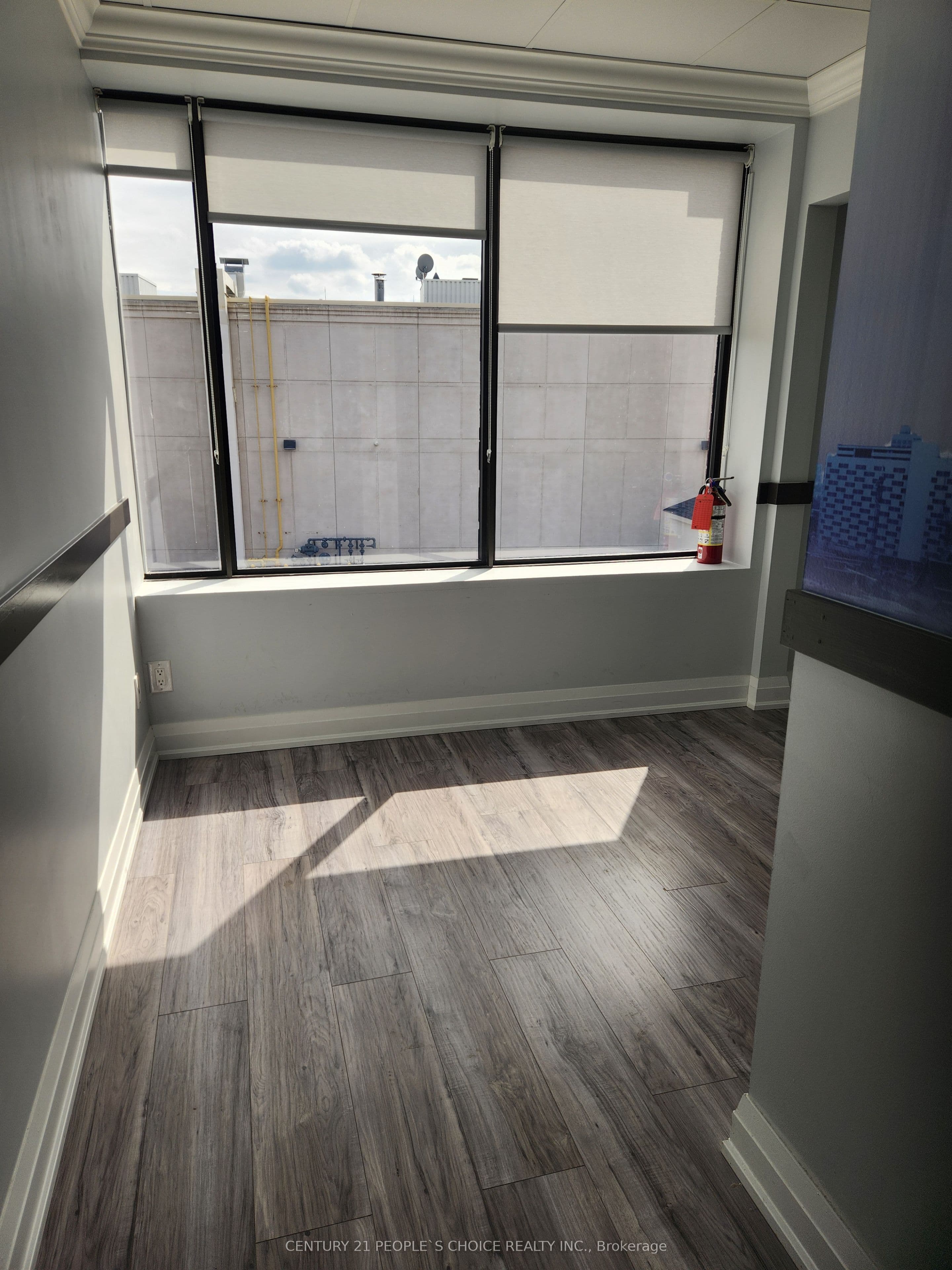 237 Romina Drive Upper, Vaughan, ON L4K 4V3