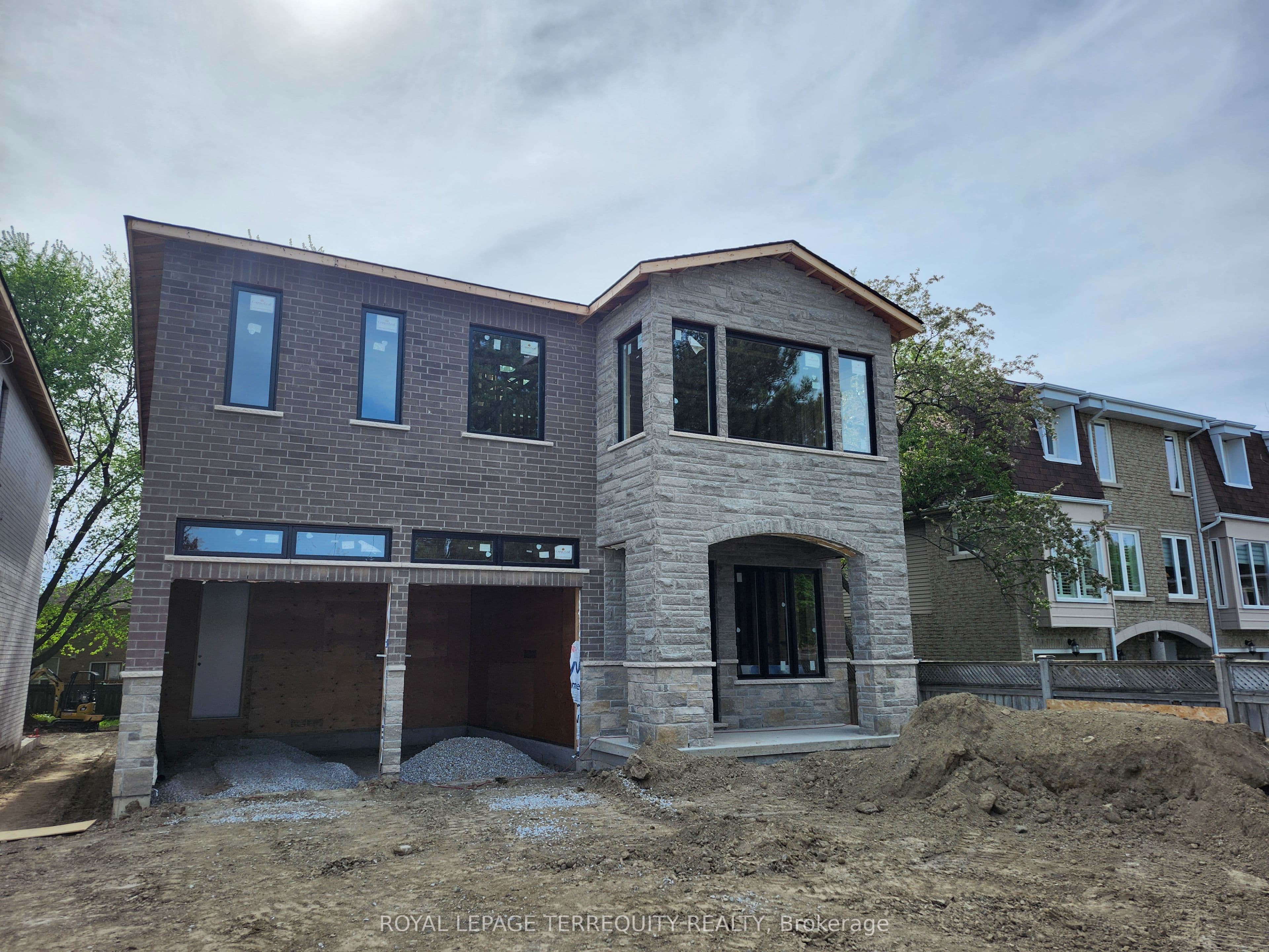 3372 Brimley Road, Toronto, ON M1V 4X6