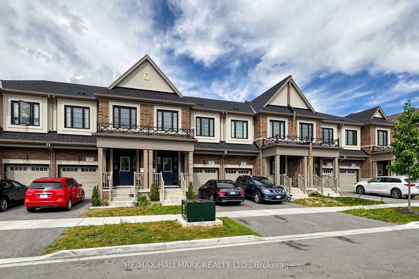 37 Velvet Drive, Oshawa, ON L1P 0N6