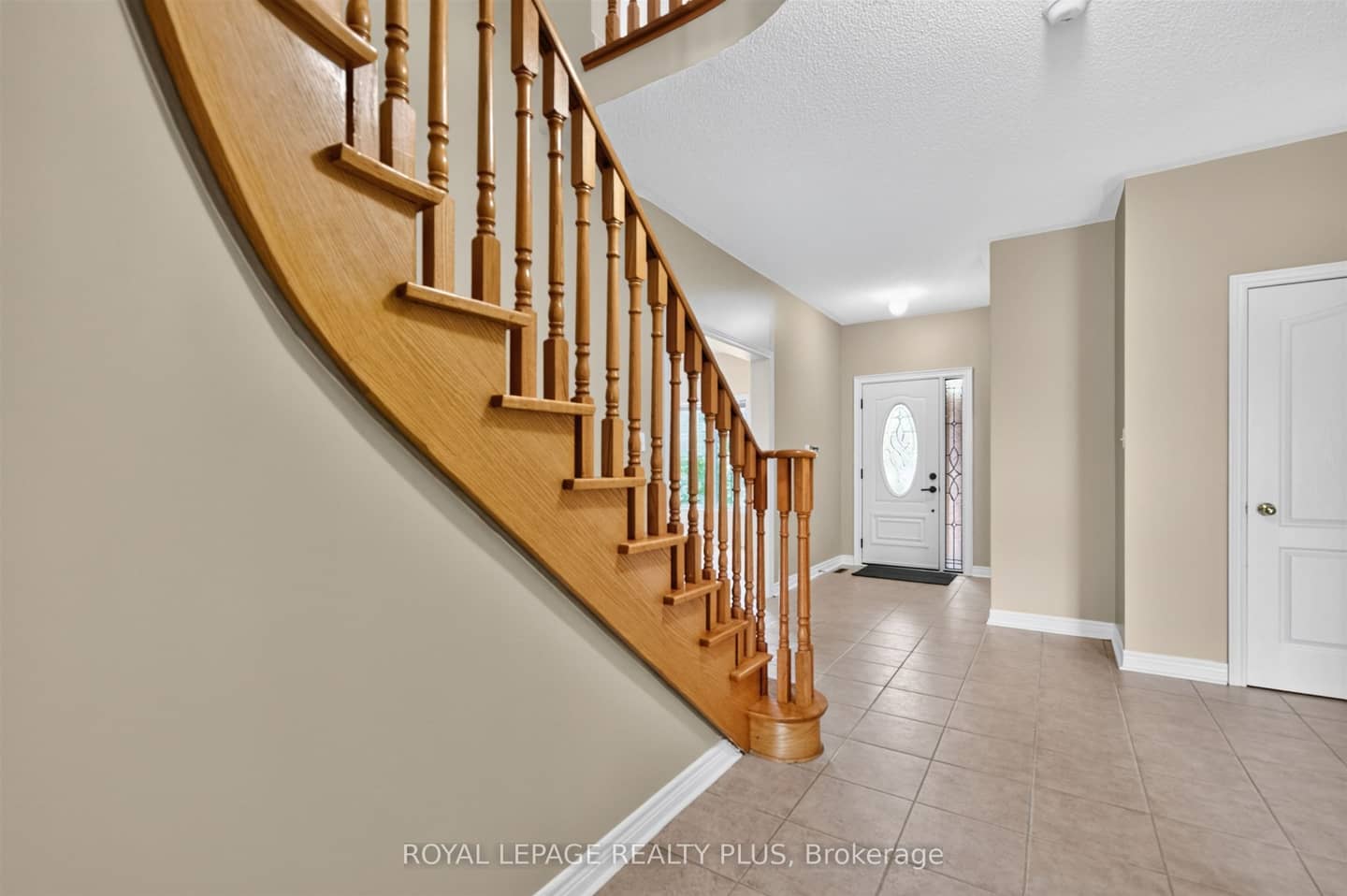 6322 Lisgar Drive, Mississauga, ON L5N 7W1