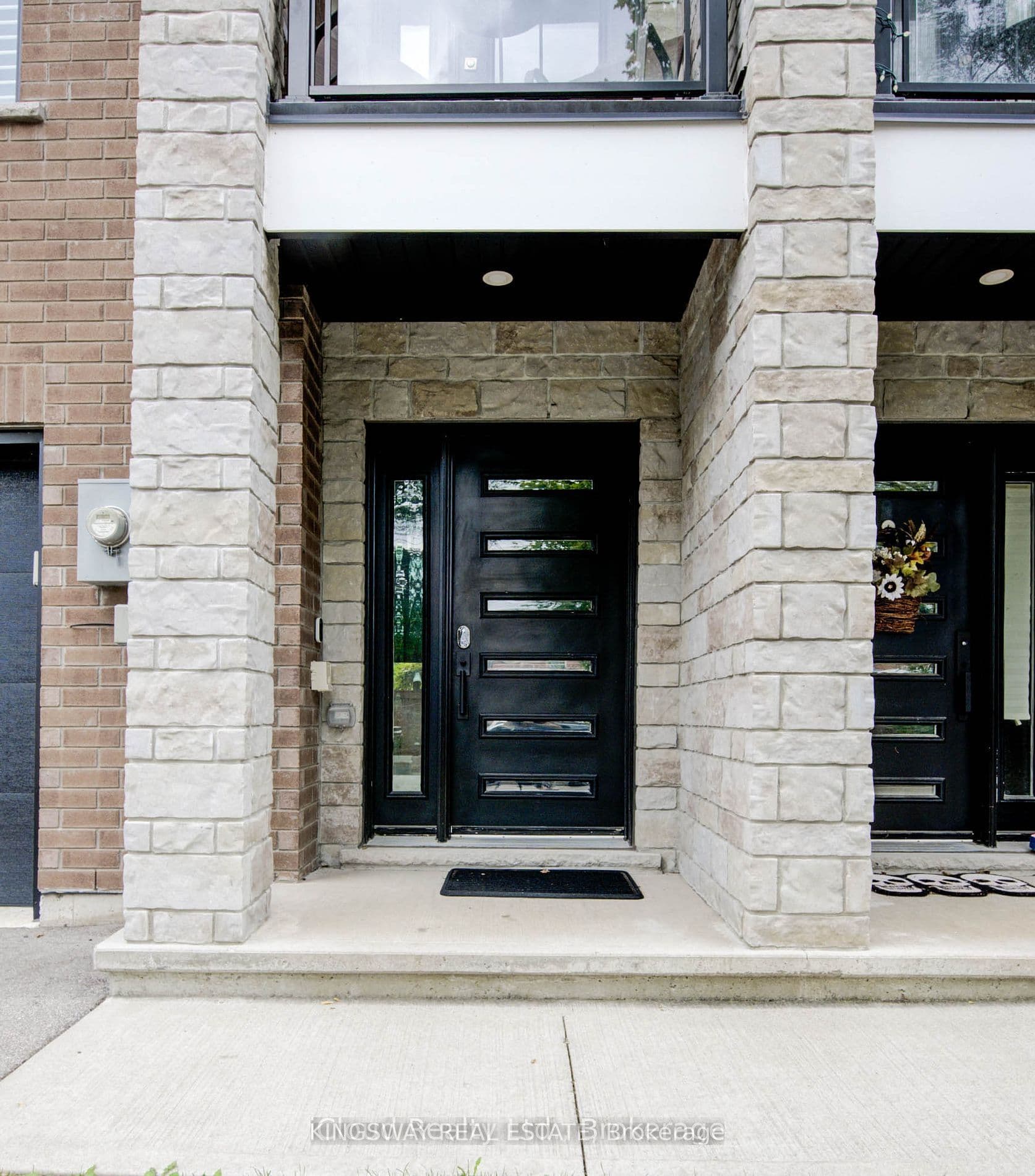33 JARVIS Street, Brantford, ON N3T 4A7