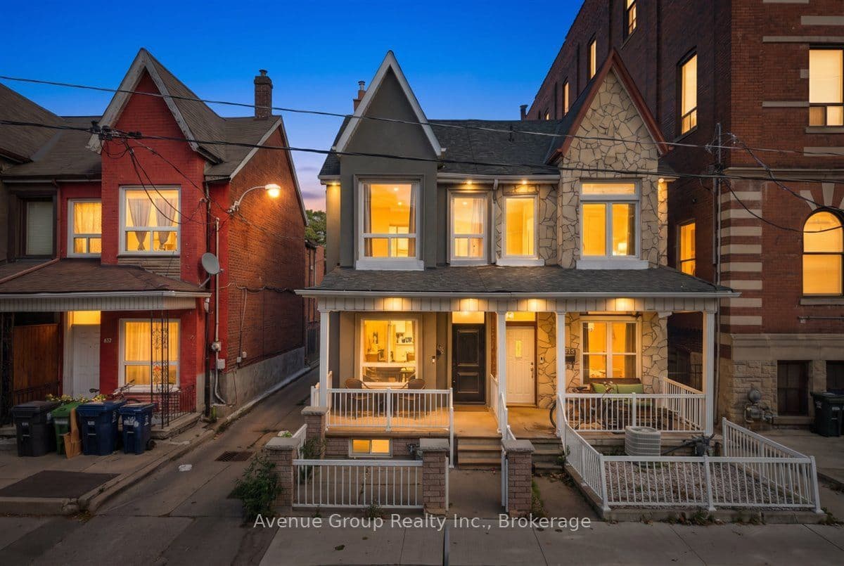 811 Dovercourt Road, Toronto, ON M6H 2X4