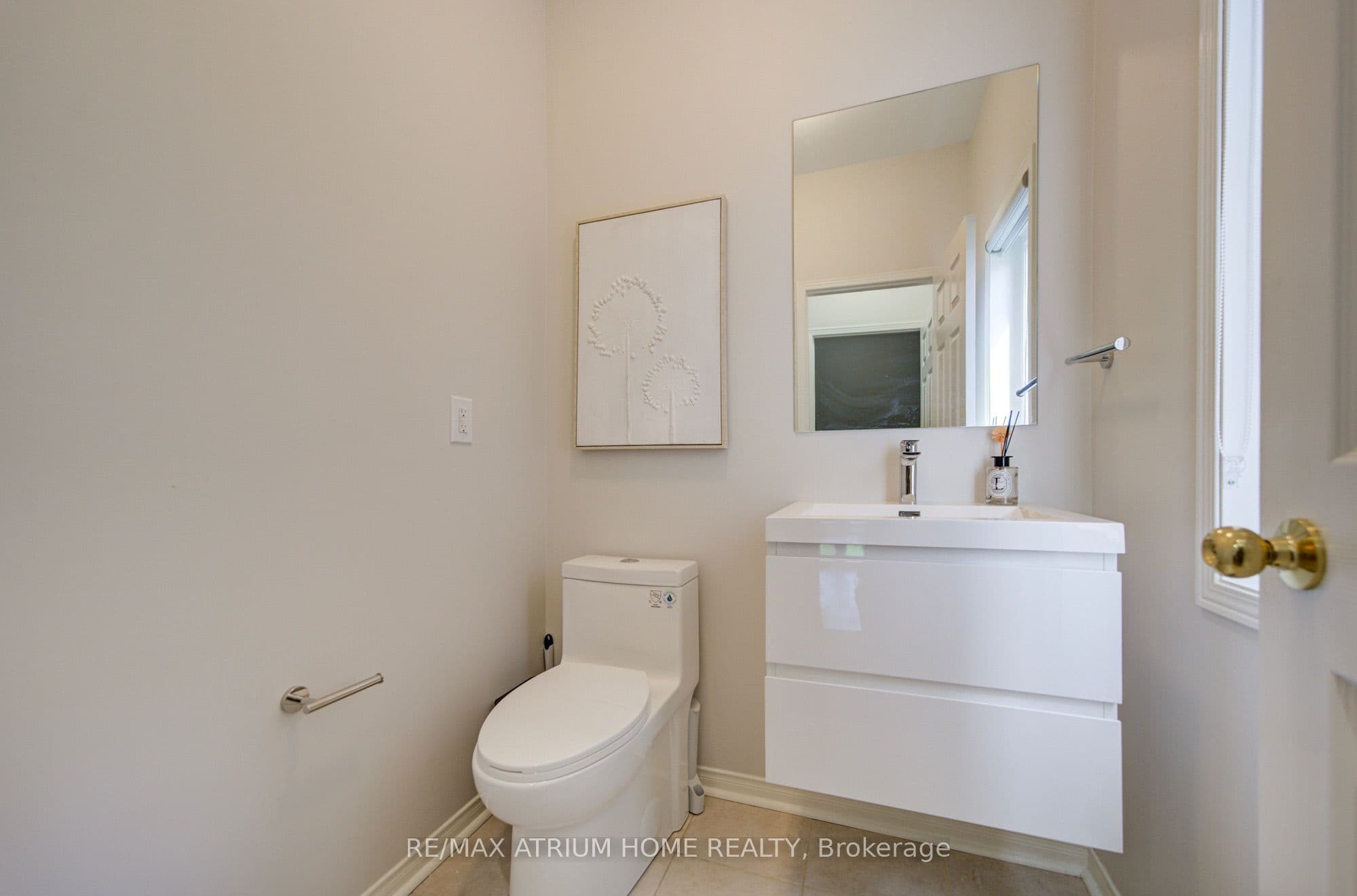 126 Hartney Drive, Richmond Hill, ON L4S 0L1