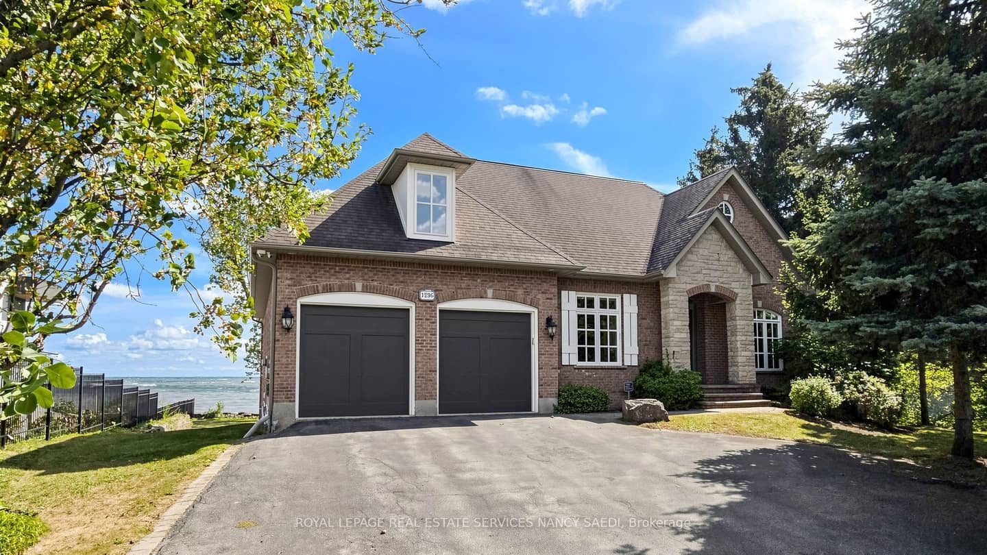 1296 LAKESHORE Road W, Oakville, ON L6L 1G2