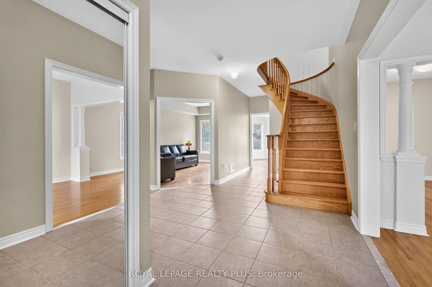 6322 Lisgar Drive, Mississauga, ON L5N 7W1