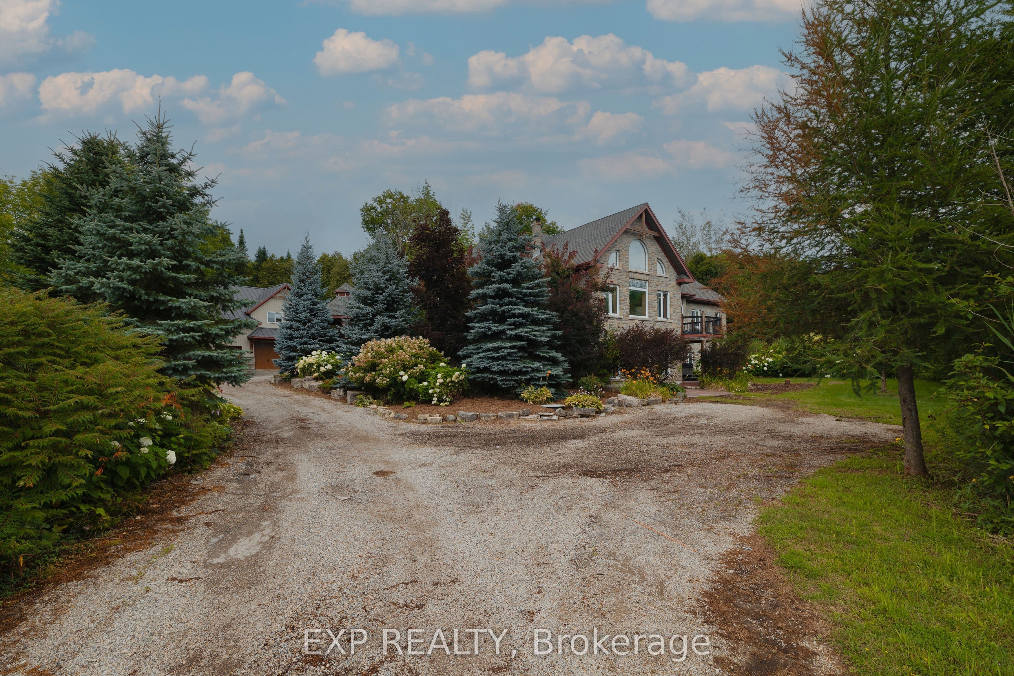 7392 Wellington Road 11 Road, Mapleton, ON N0G 2K0