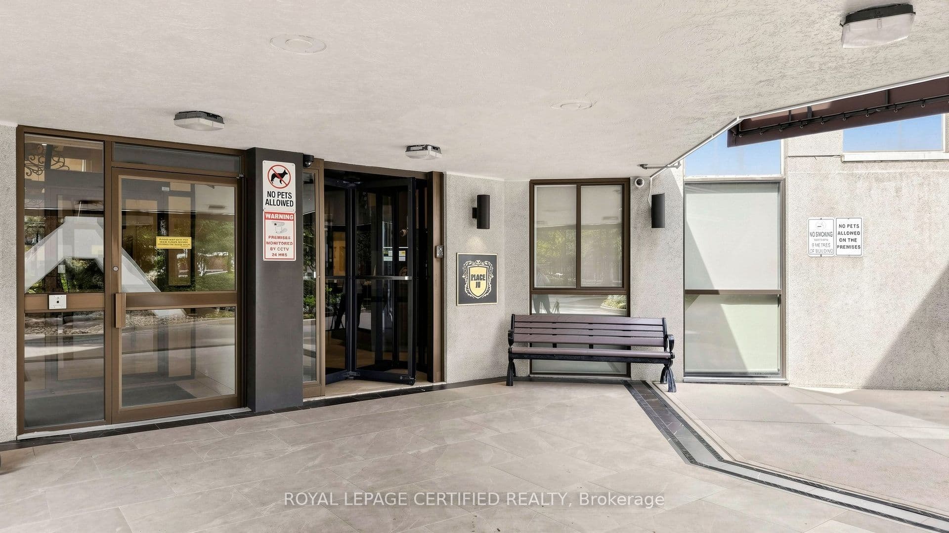 3650 Kaneff Crescent 802, Mississauga, ON L5A 4A1