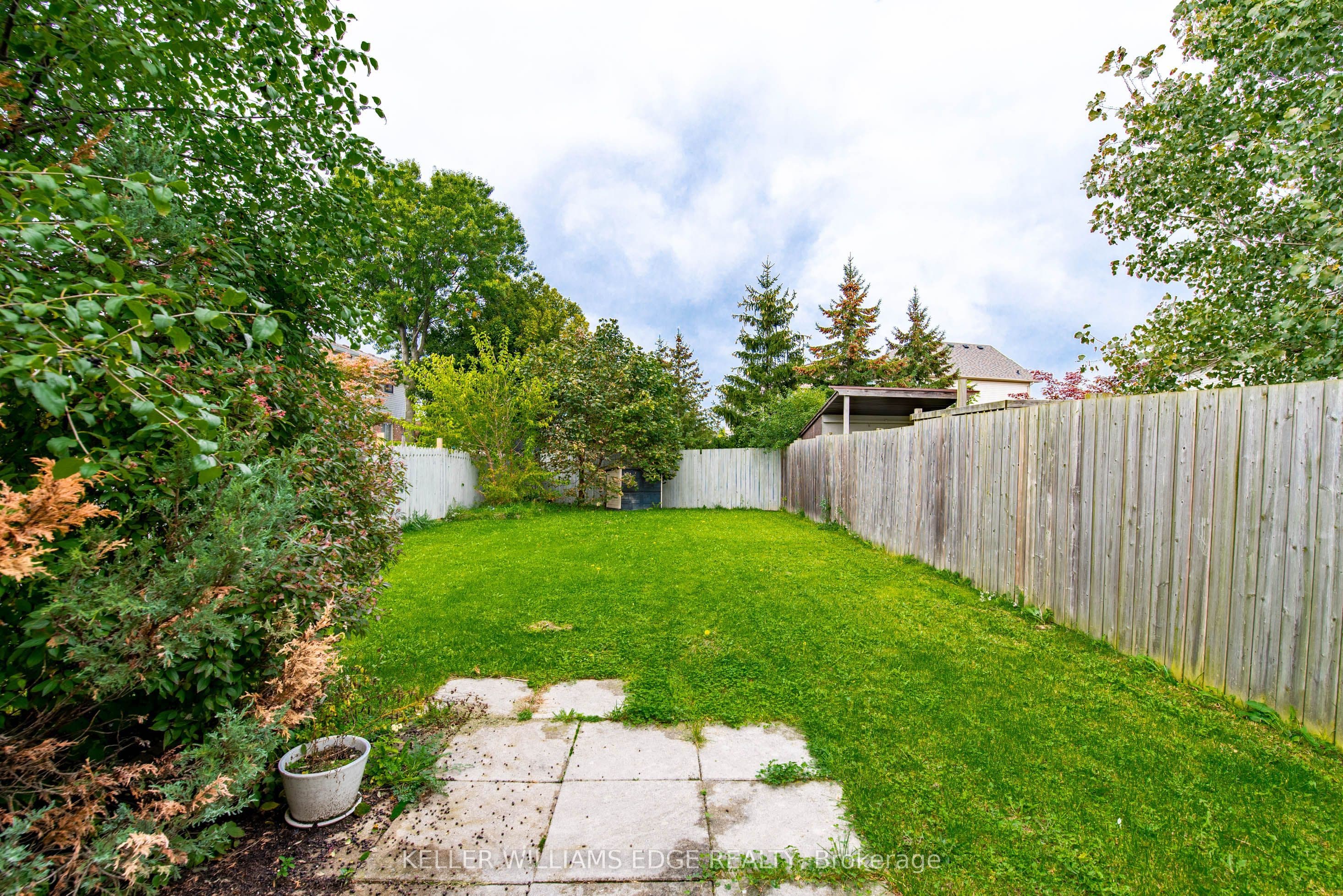119 Summers Drive Room A, Thorold, ON L2V 5C7