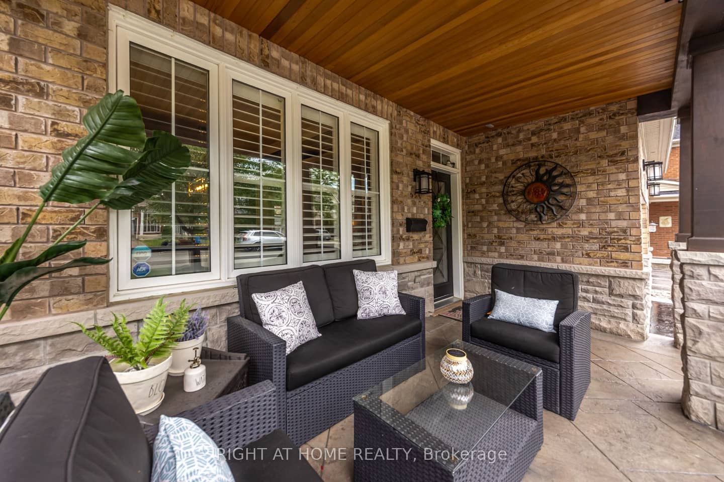 192 Robirwin Street, Whitchurch-Stouffville, ON L4A 0V6