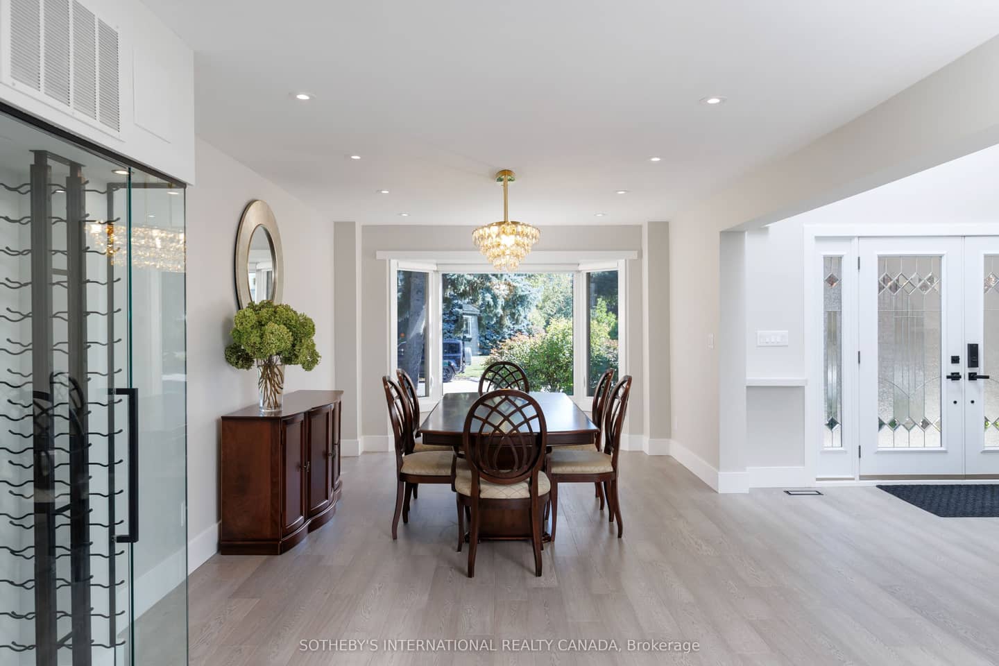 1816 Paddock Crescent, Mississauga, ON L5L 3E4