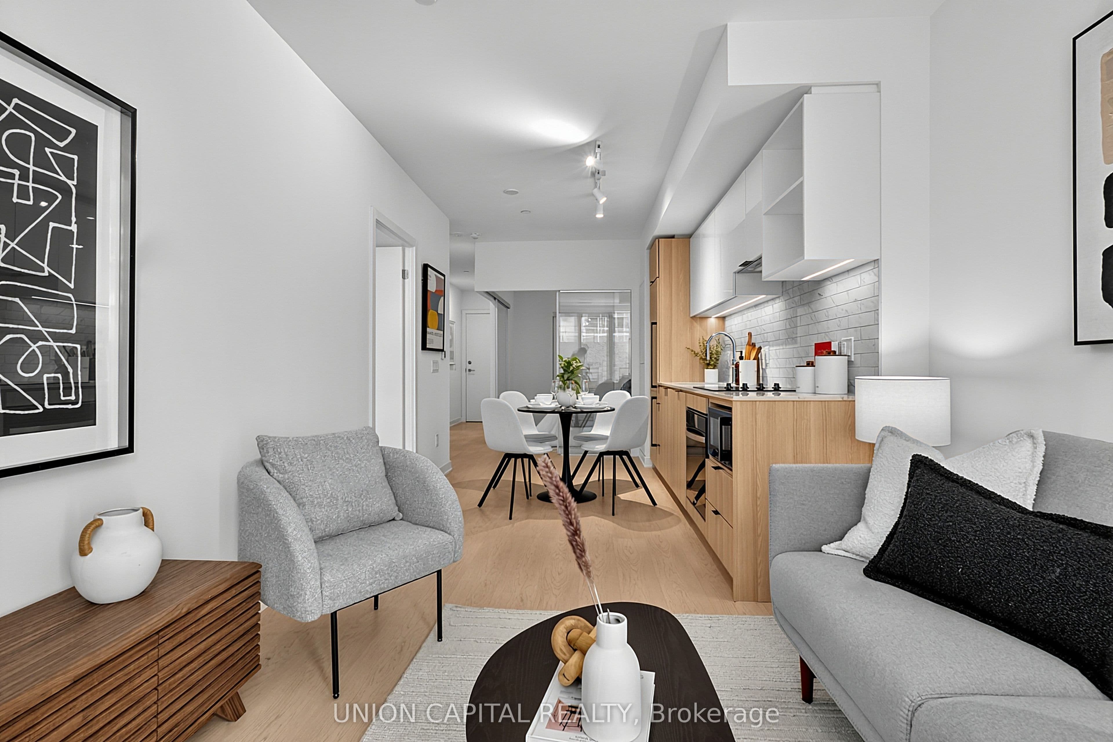 252 Church Street 507, Toronto, ON M5B 0E6
