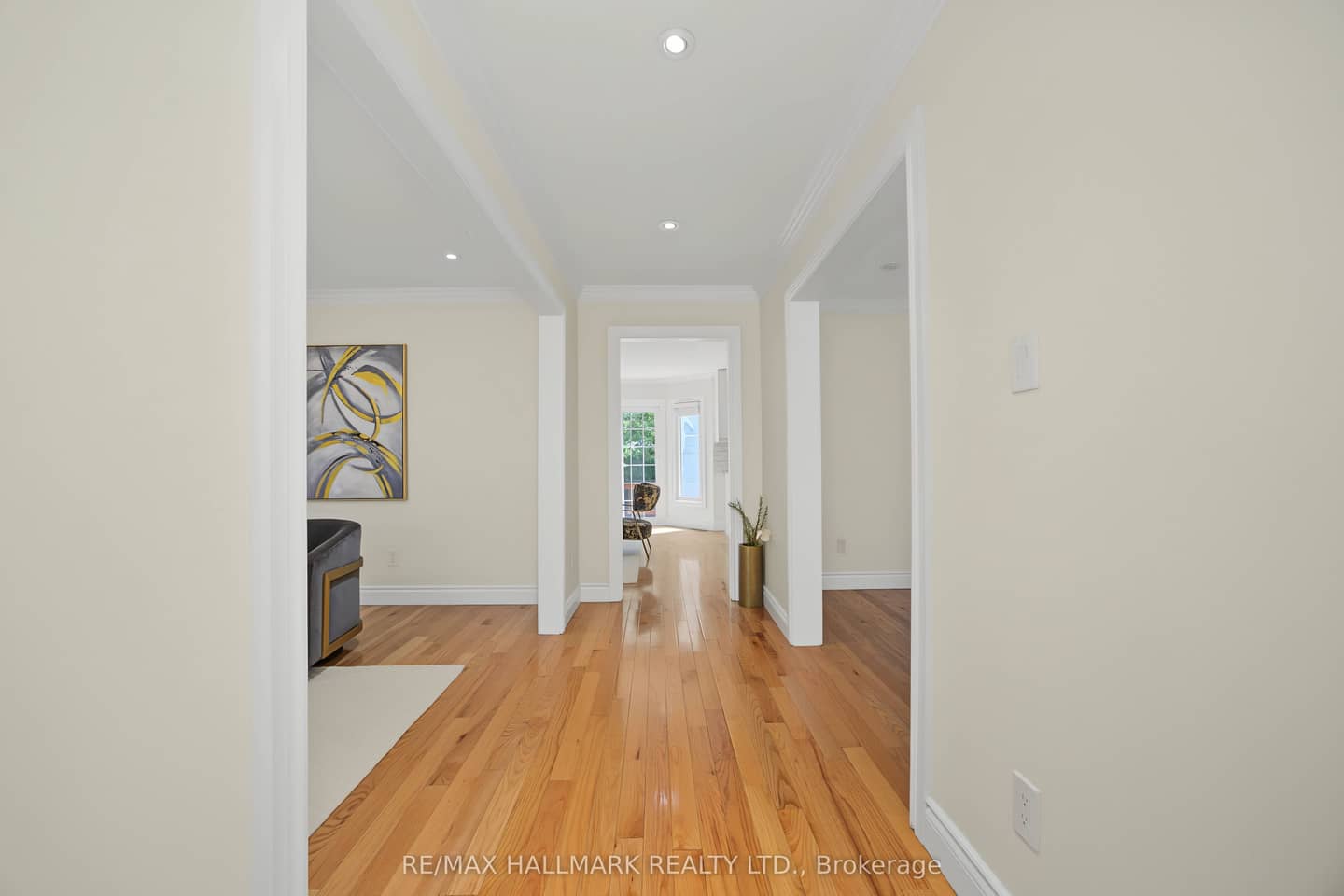 329 Kingsbridge Garden Circle, Mississauga, ON L5R 1K9