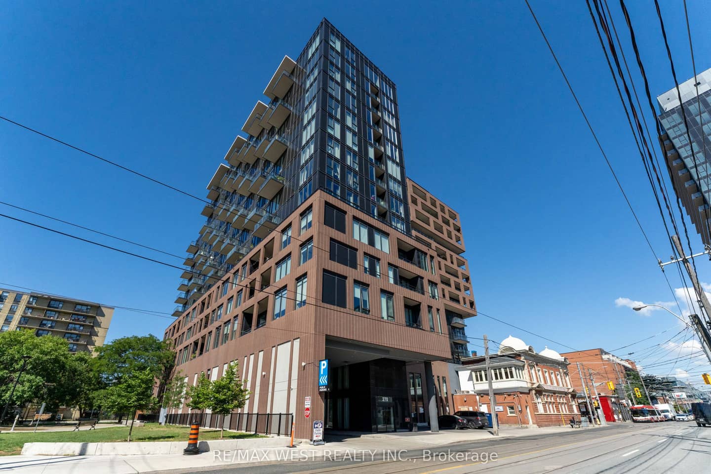 270 Dufferin Street W 1207, Toronto, ON M6K 0H8