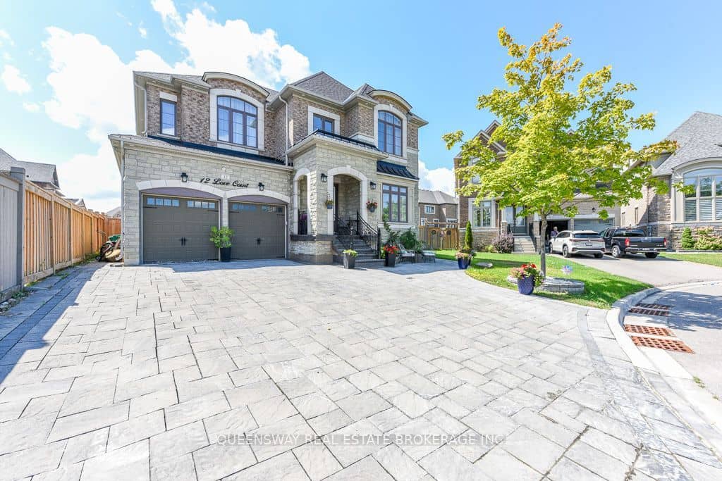 12 Love Court, Brampton, ON L6P 4H6