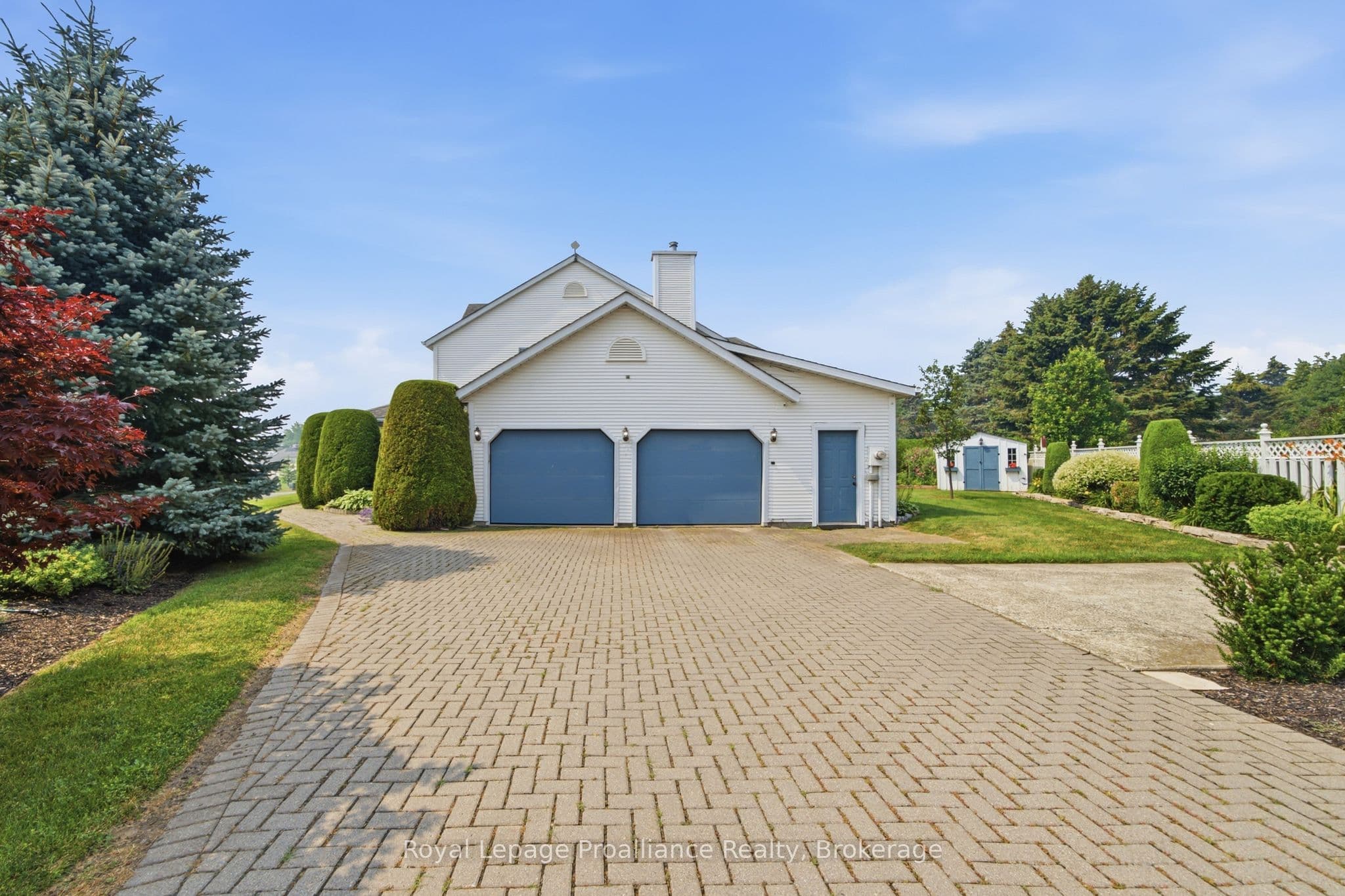 10 Skiff Cove Road, Prince Edward County, ON K0K 3L0