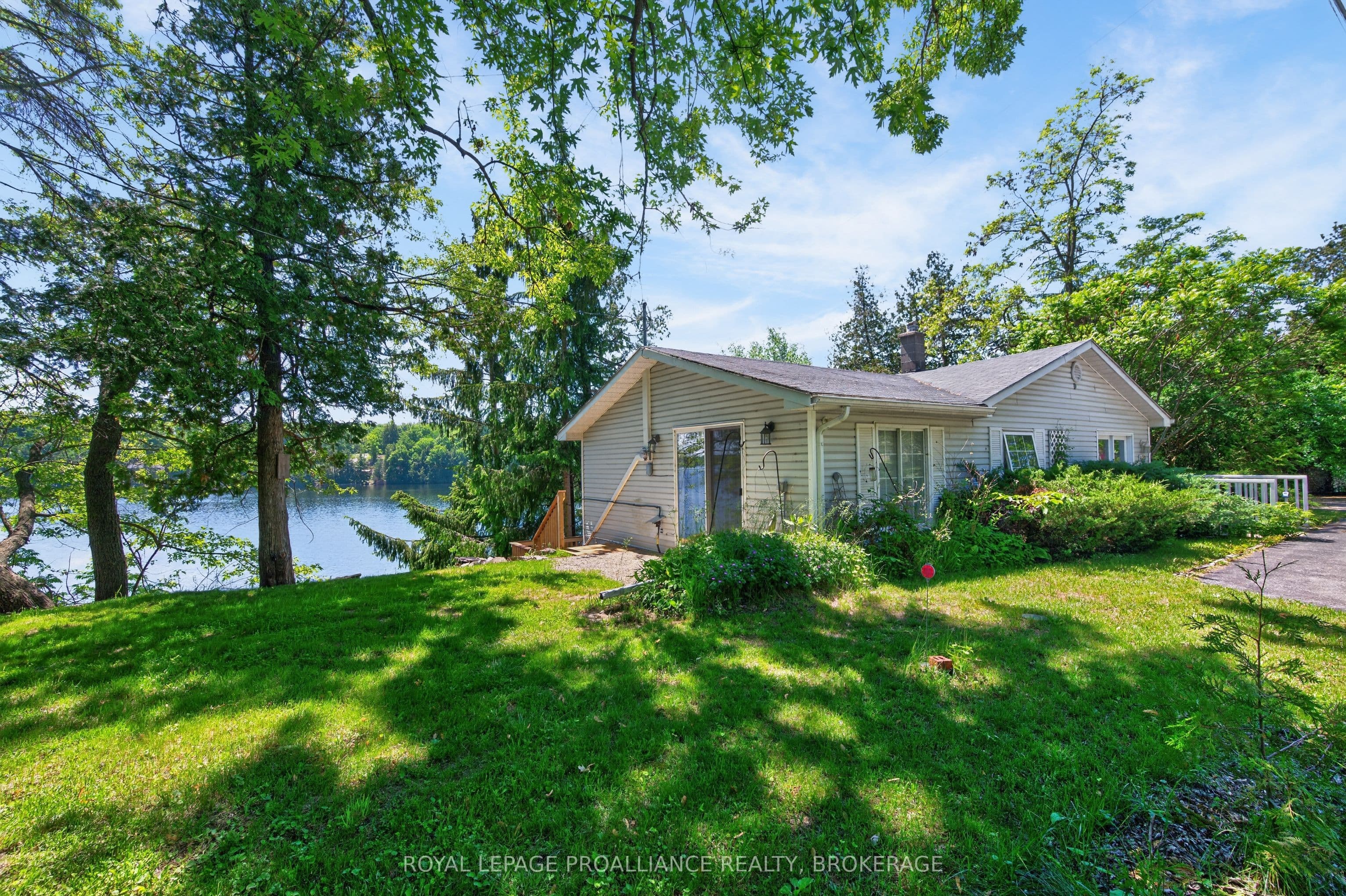 4670 Clearwater Road, Frontenac, ON K0H 2T0