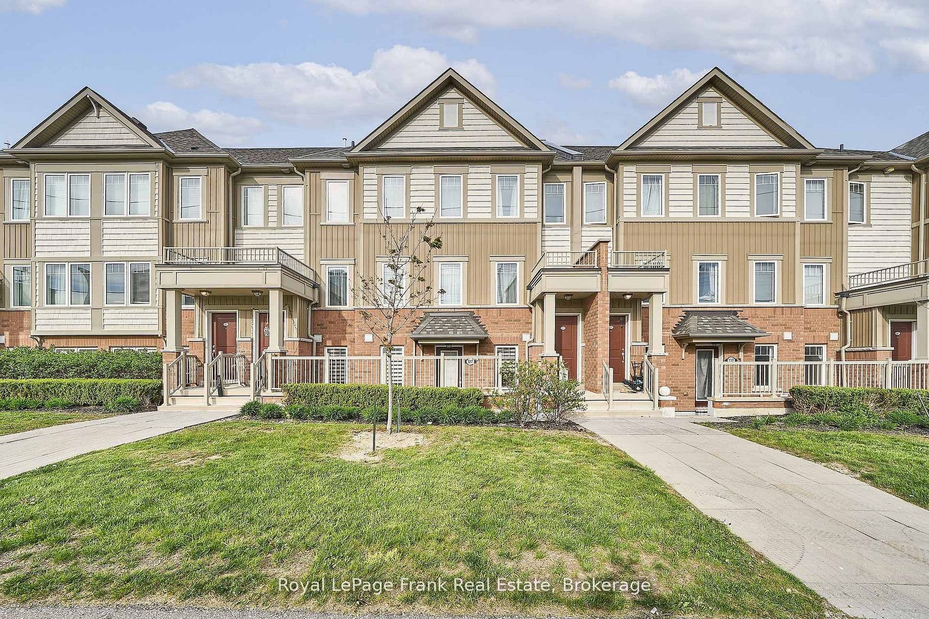 2500 Hill Rise Court 127, Oshawa, ON L1L 0M6