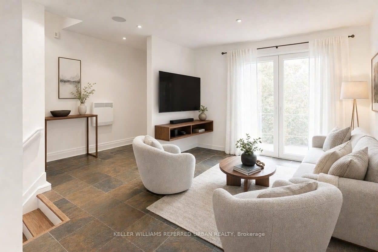 1666 Queen Street E 22, Toronto, ON M4L 1G3