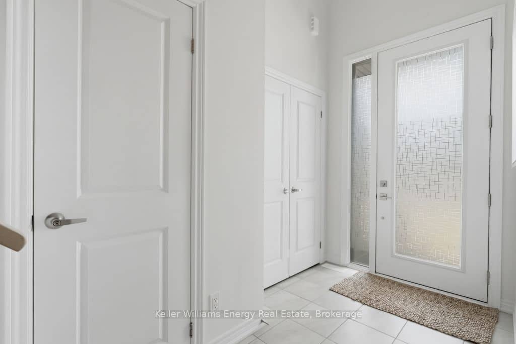 2013 Verne Bowen Street, Oshawa, ON L1L 0S1