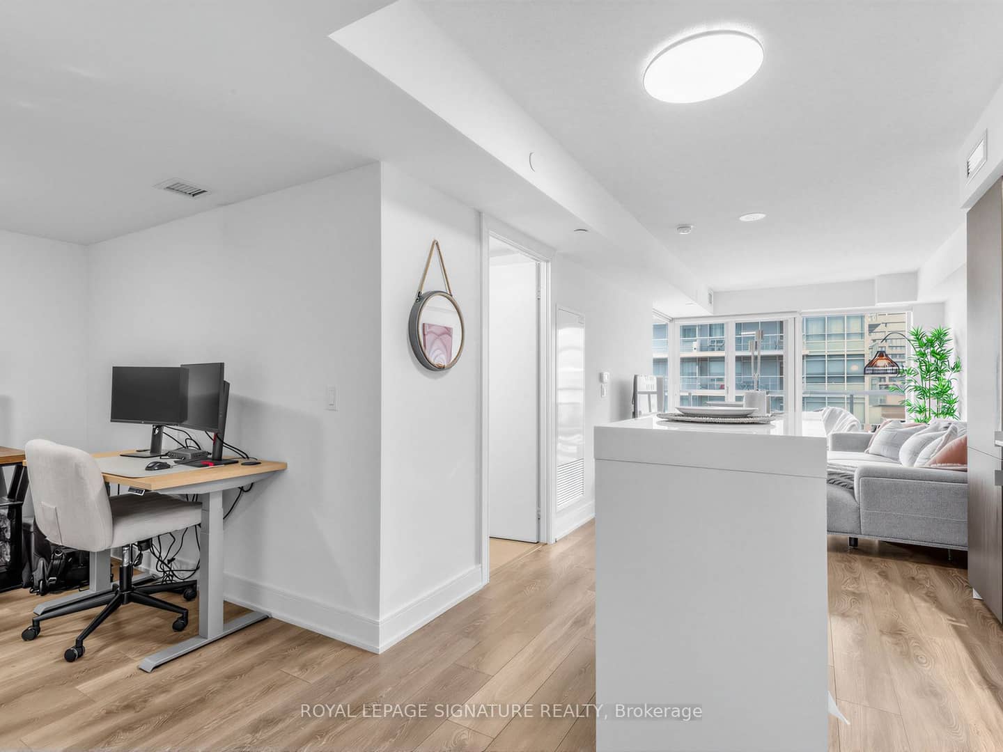 89 Mcgill Street 1204, Toronto, ON M5B 0B1