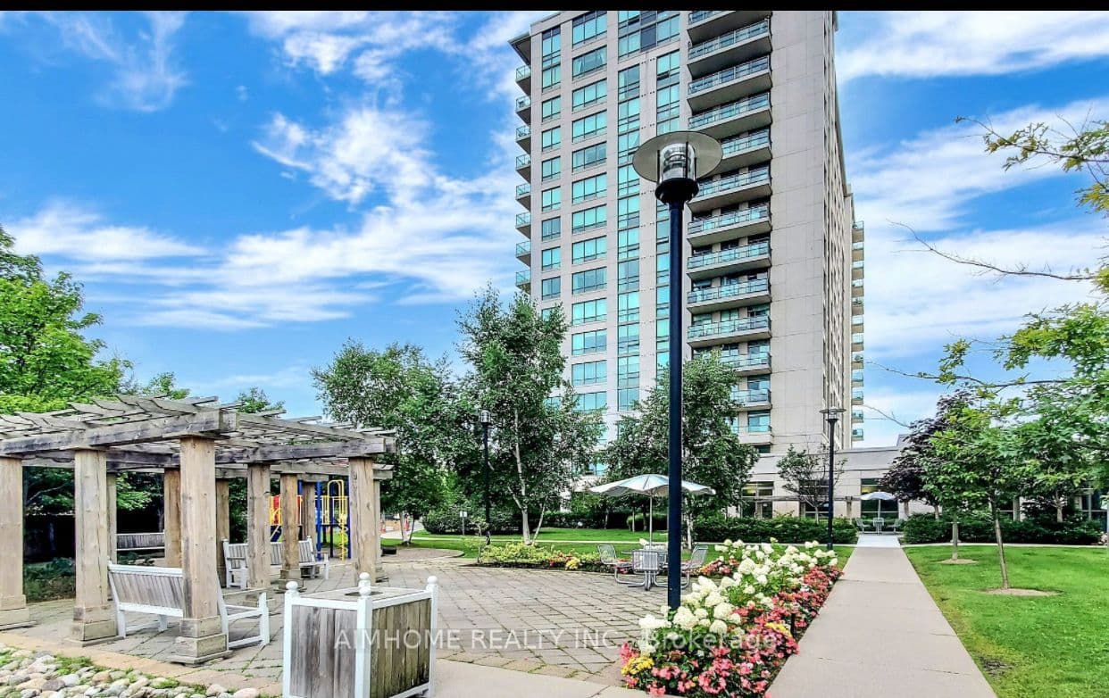 100 Promenade Circle 1408, Vaughan, ON L4J 7W7