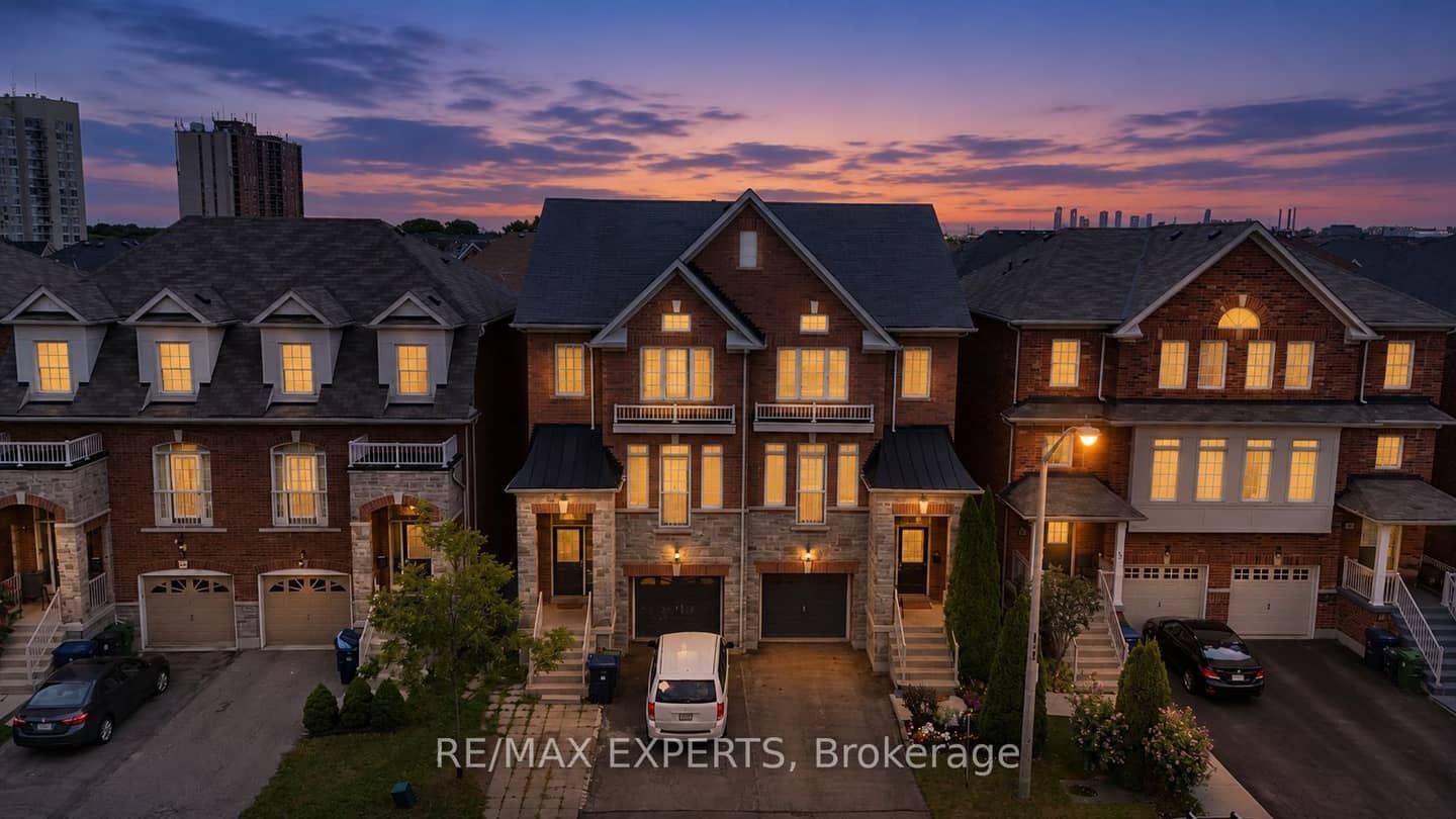 38 Betty Nagle Street, Toronto, ON M9M 0E2