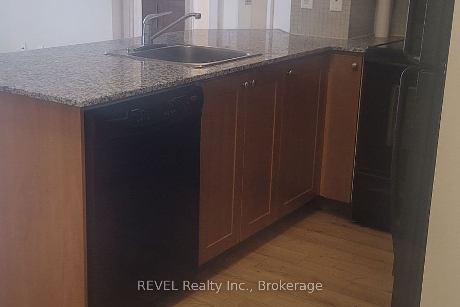 330 Burnhamthorpe Road W 2609, Mississauga, ON L5B 3Y5