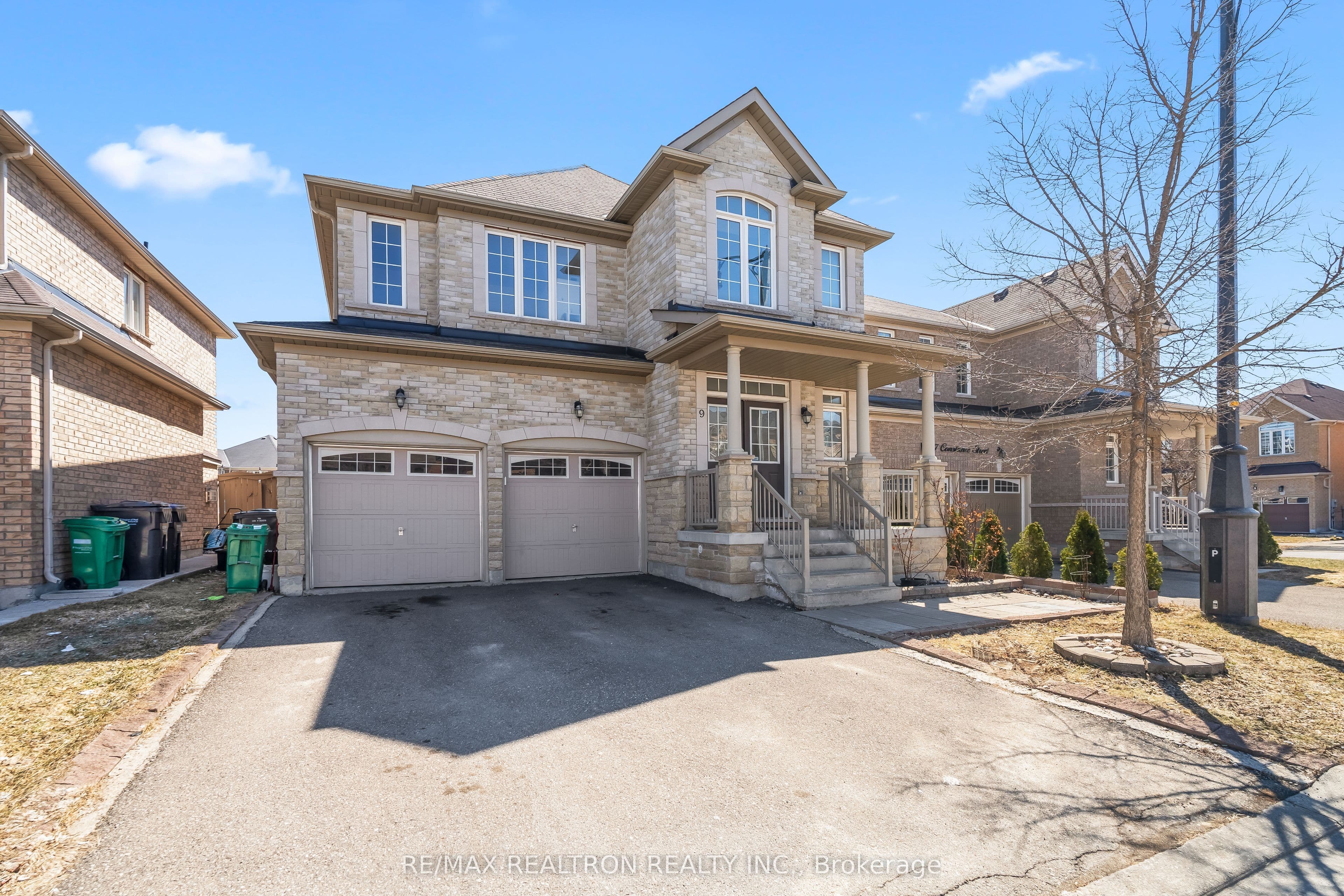 9 Constance Street, Brampton, ON M2P 1V4