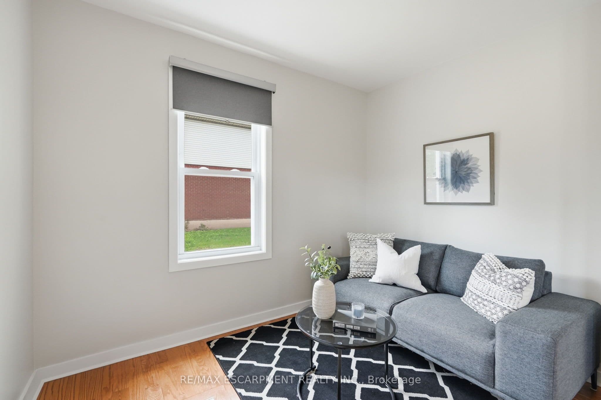 410 Beach Boulevard, Hamilton, ON L8H 6W7