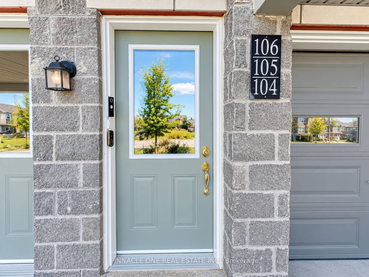 2540 William Jackson Drive 105, Pickering, ON L1X 0E4