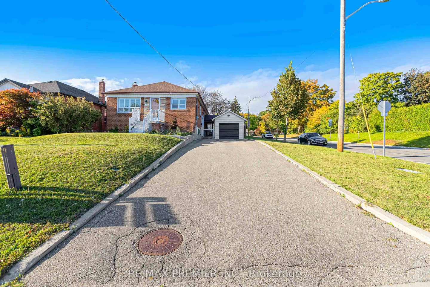240 Calvington Street, Toronto, ON M3M 2N4