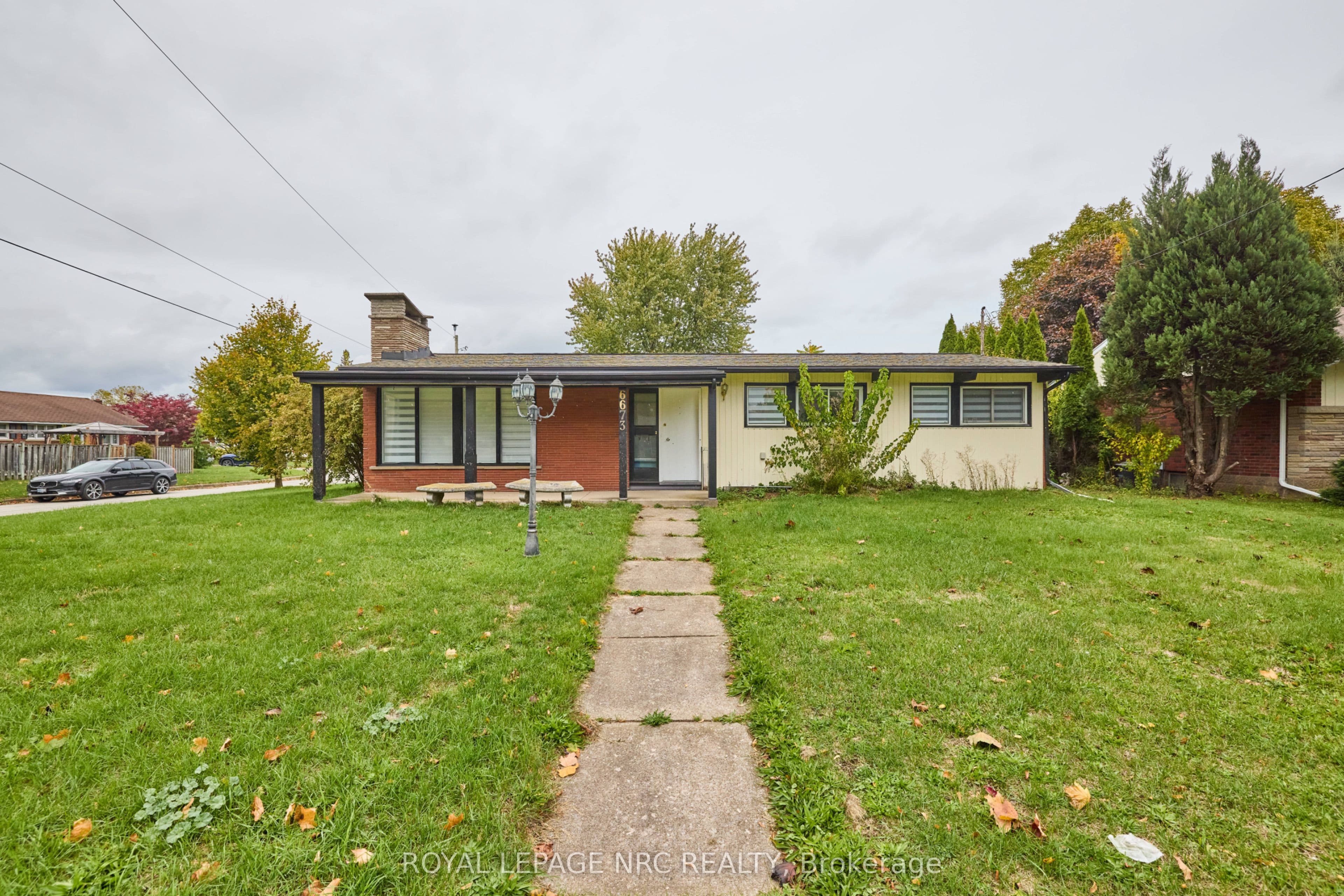 6673 Huggins Street, Niagara Falls, ON L2J 1H5