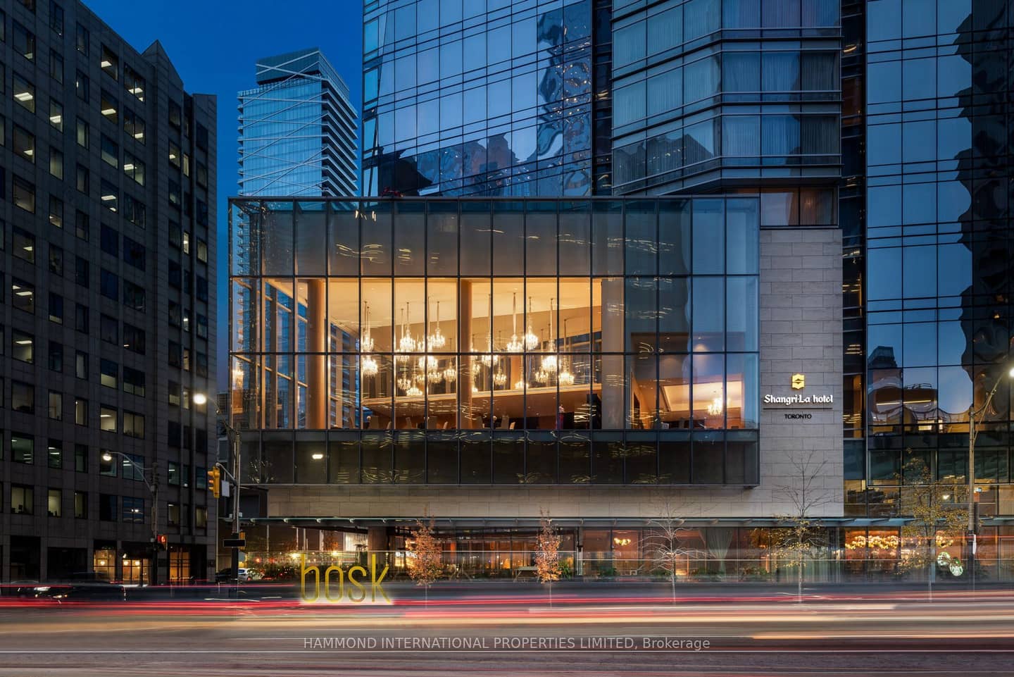 180 University Avenue 5803, Toronto, ON M5H 0A2