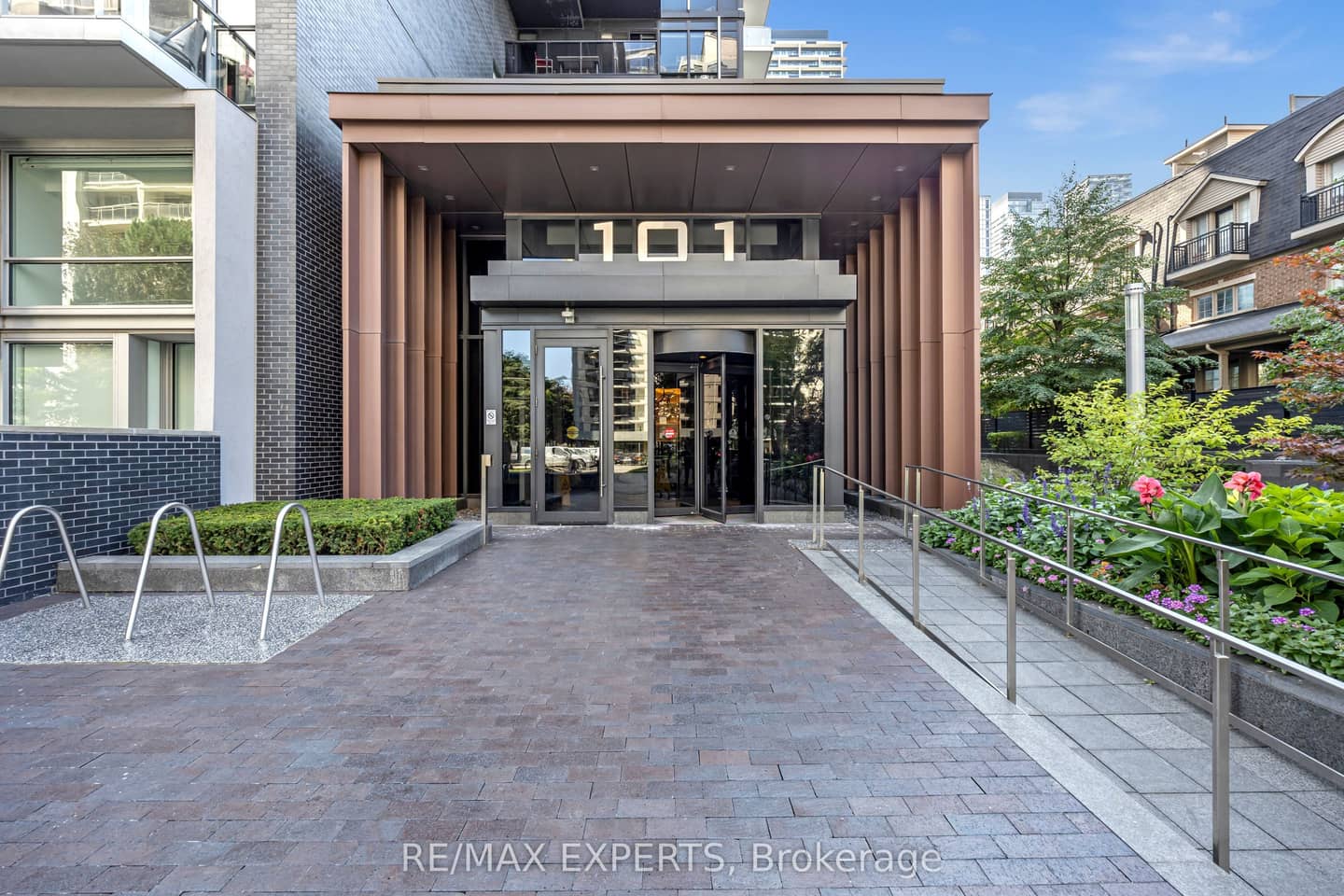 101 Erskine Avenue 2103, Toronto, ON M4P 0C5