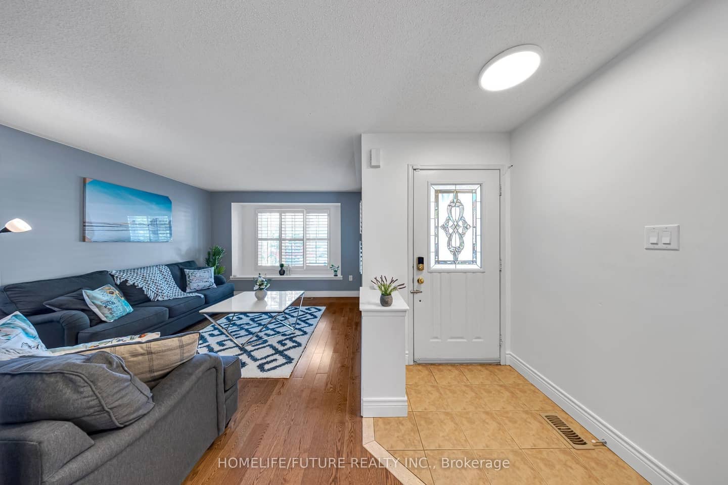 17 Grainger Crescent, Ajax, ON L1T 4Y7