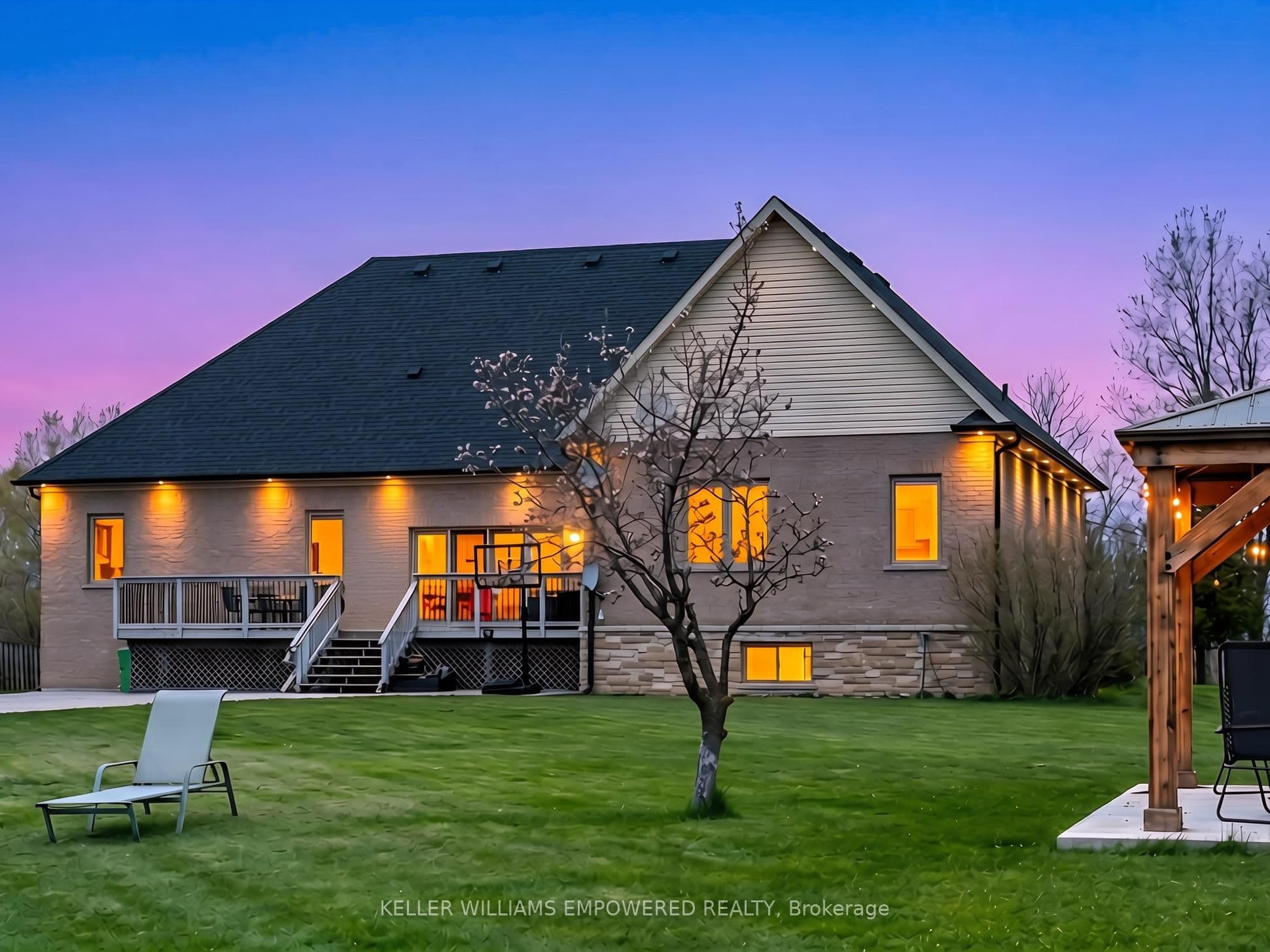 10108 Clarkway Drive, Brampton, ON L6P 0V8