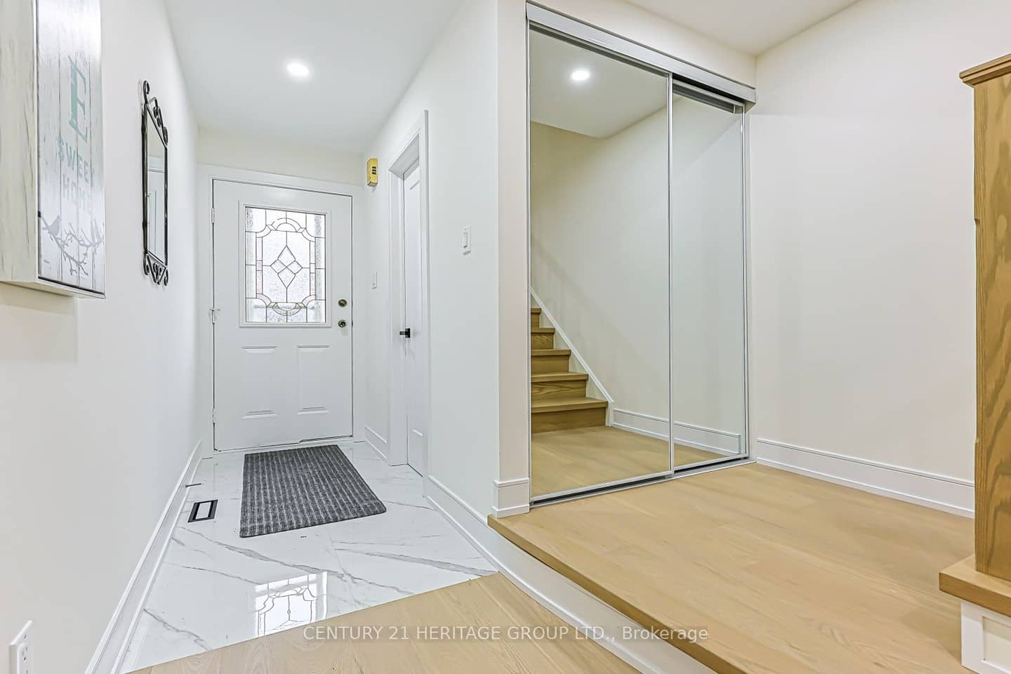 766 Caradonna Crescent 9, Newmarket, ON L3X 1W6