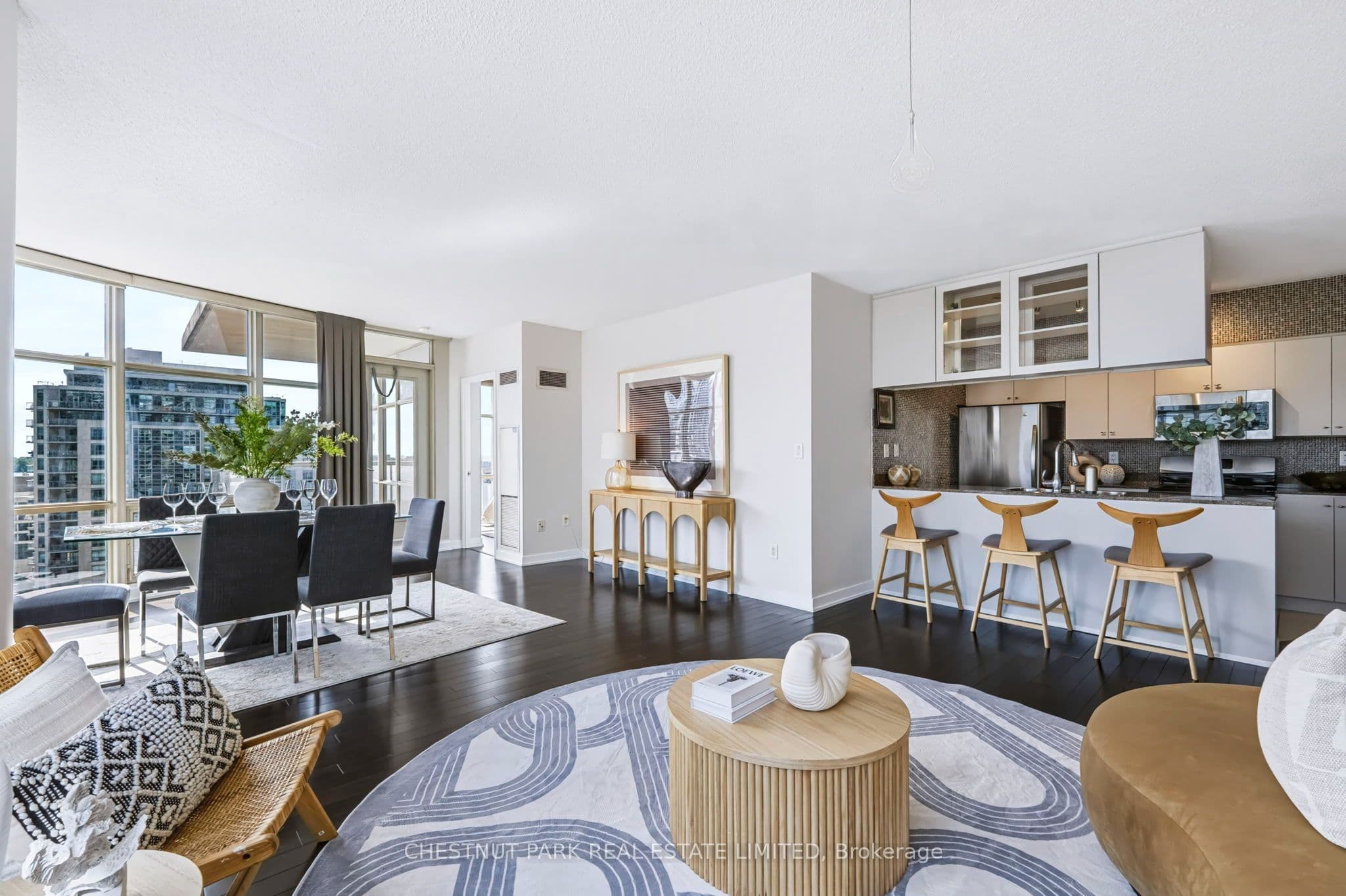 35 Mariner Terrace 1209, Toronto, ON M5V 3V9